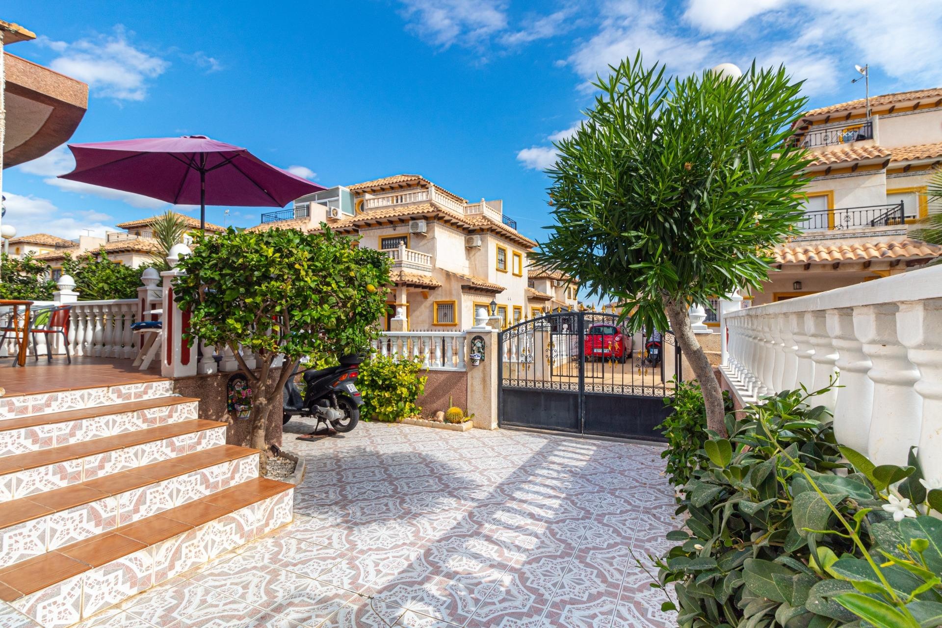 Resale - Terraced house -
Orihuela Costa - Cabo Roig