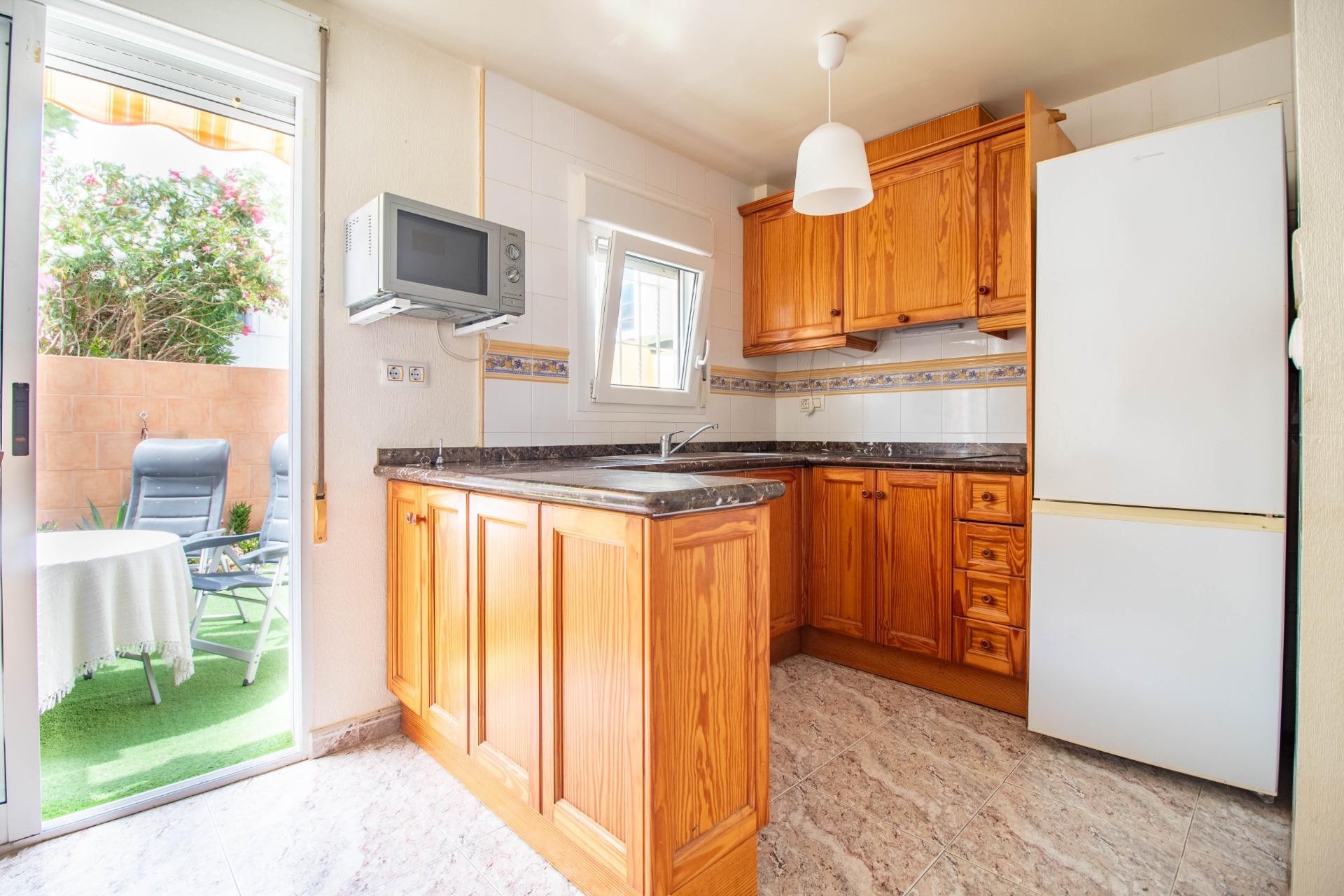 Resale - Terraced house -
Orihuela Costa - La Regia