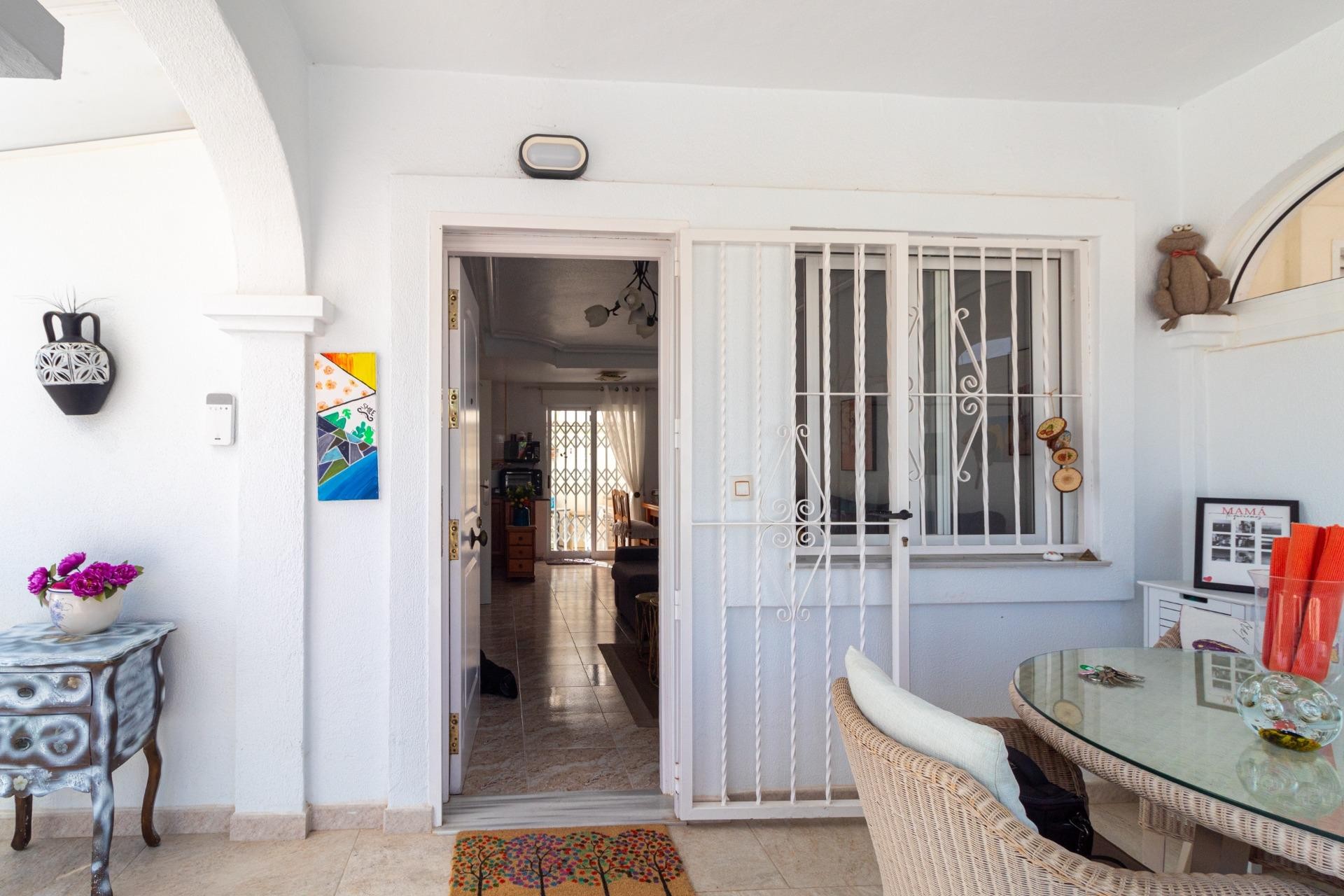 Resale - Terraced house -
Orihuela Costa - La Regia