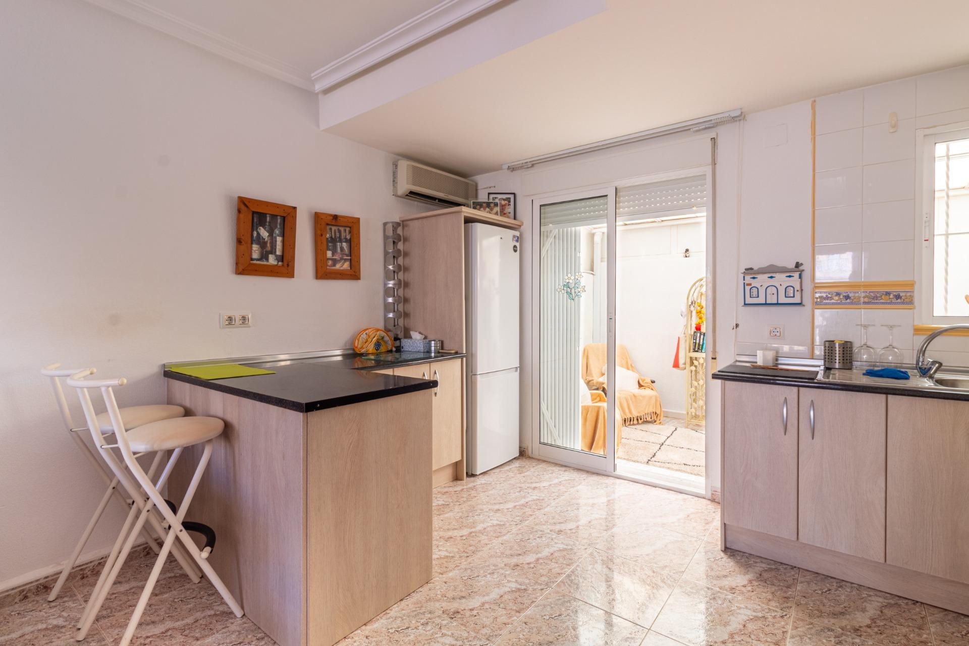 Resale - Terraced house -
Orihuela Costa - La Regia