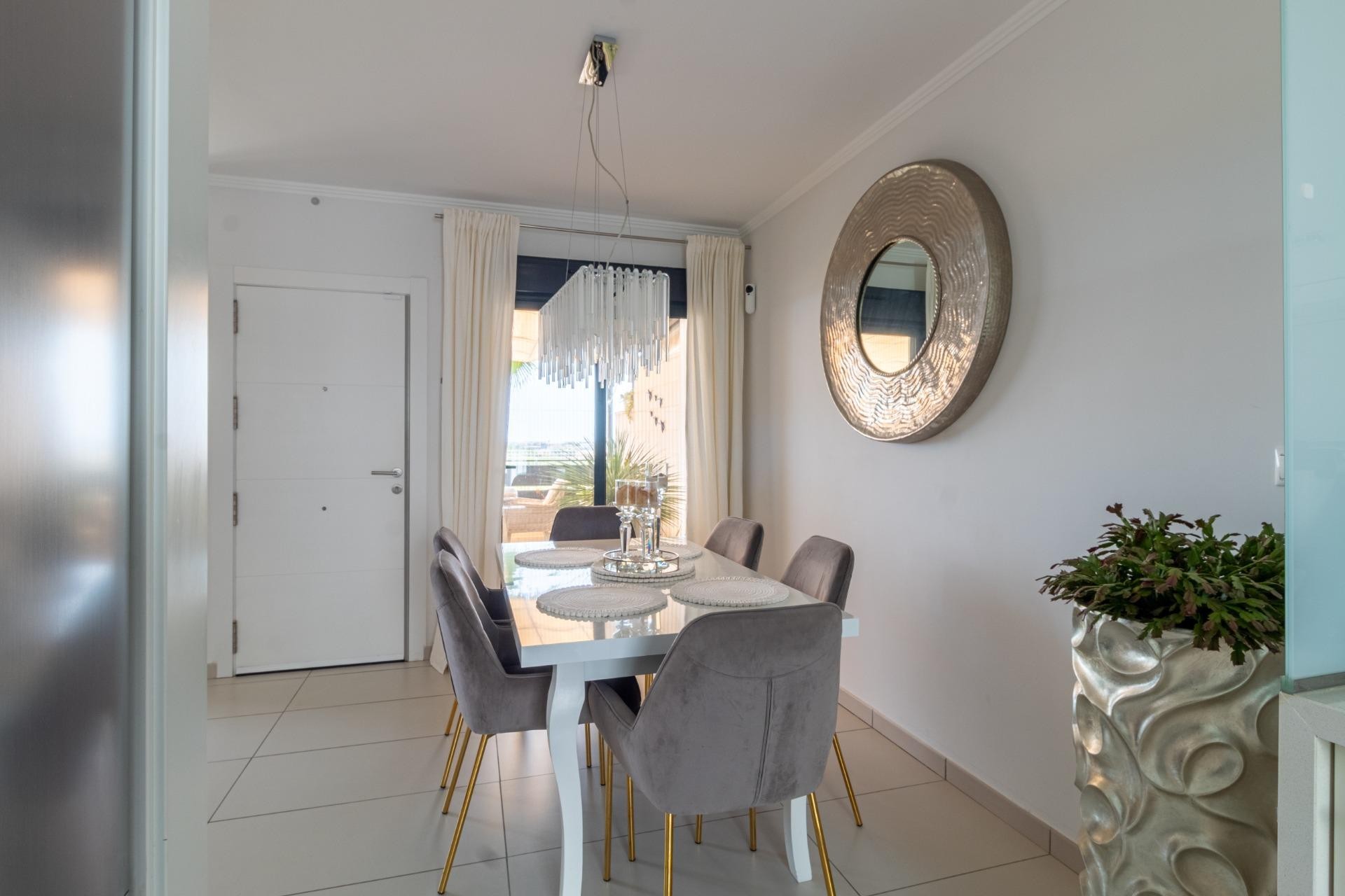 Resale - Terraced house -
Orihuela Costa - Lomas de Cabo Roig