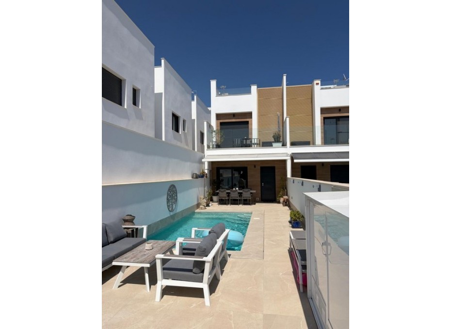 Resale - Terraced house -
San Pedro del Pinatar