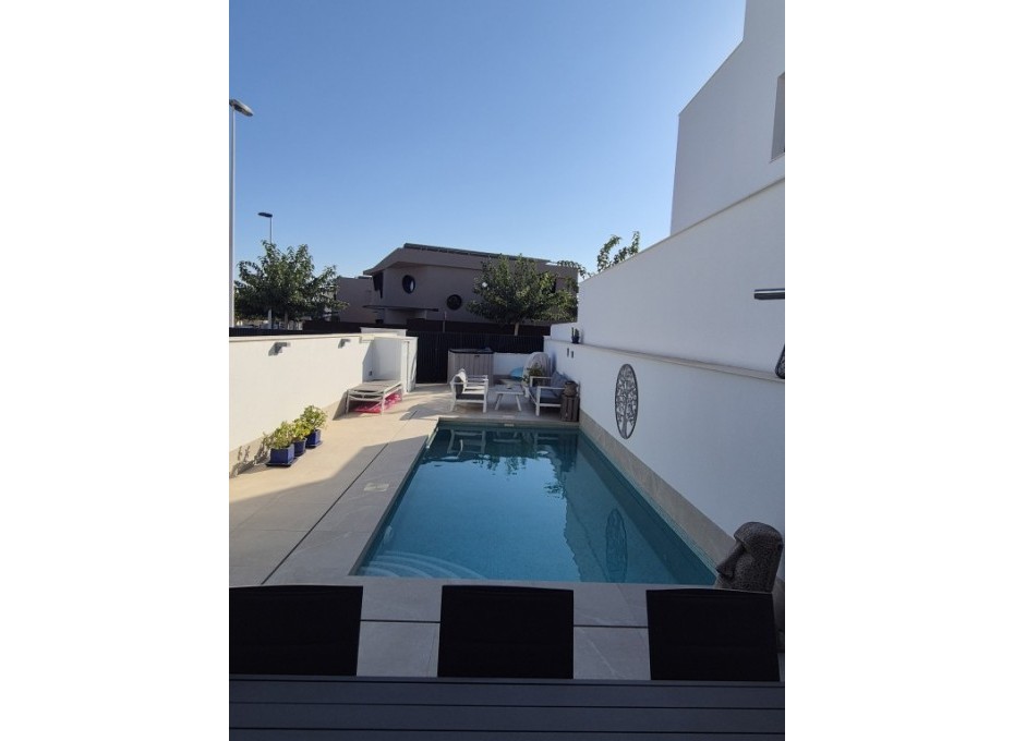 Resale - Terraced house -
San Pedro del Pinatar