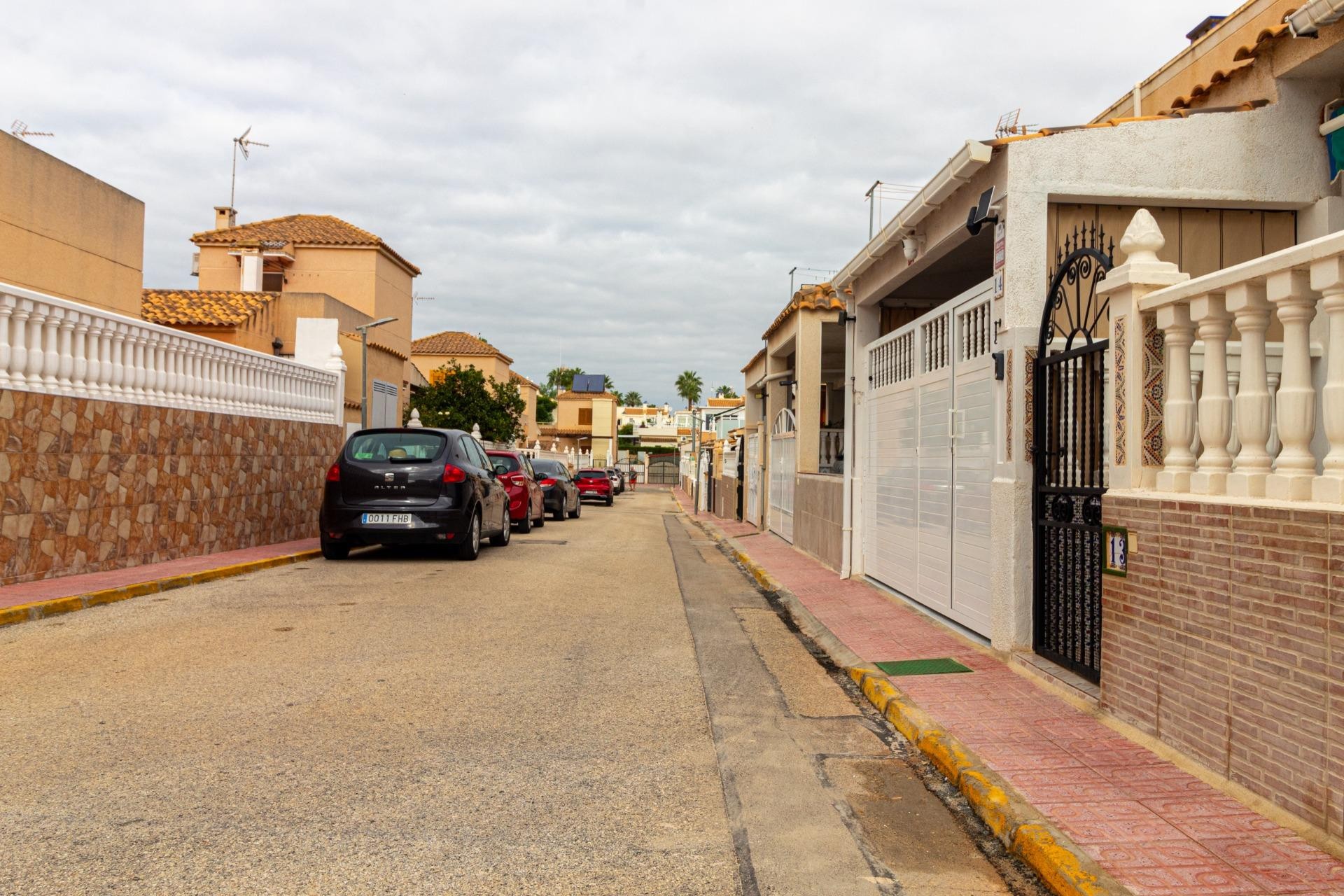 Resale - Terraced house -
Torrevieja - Los altos