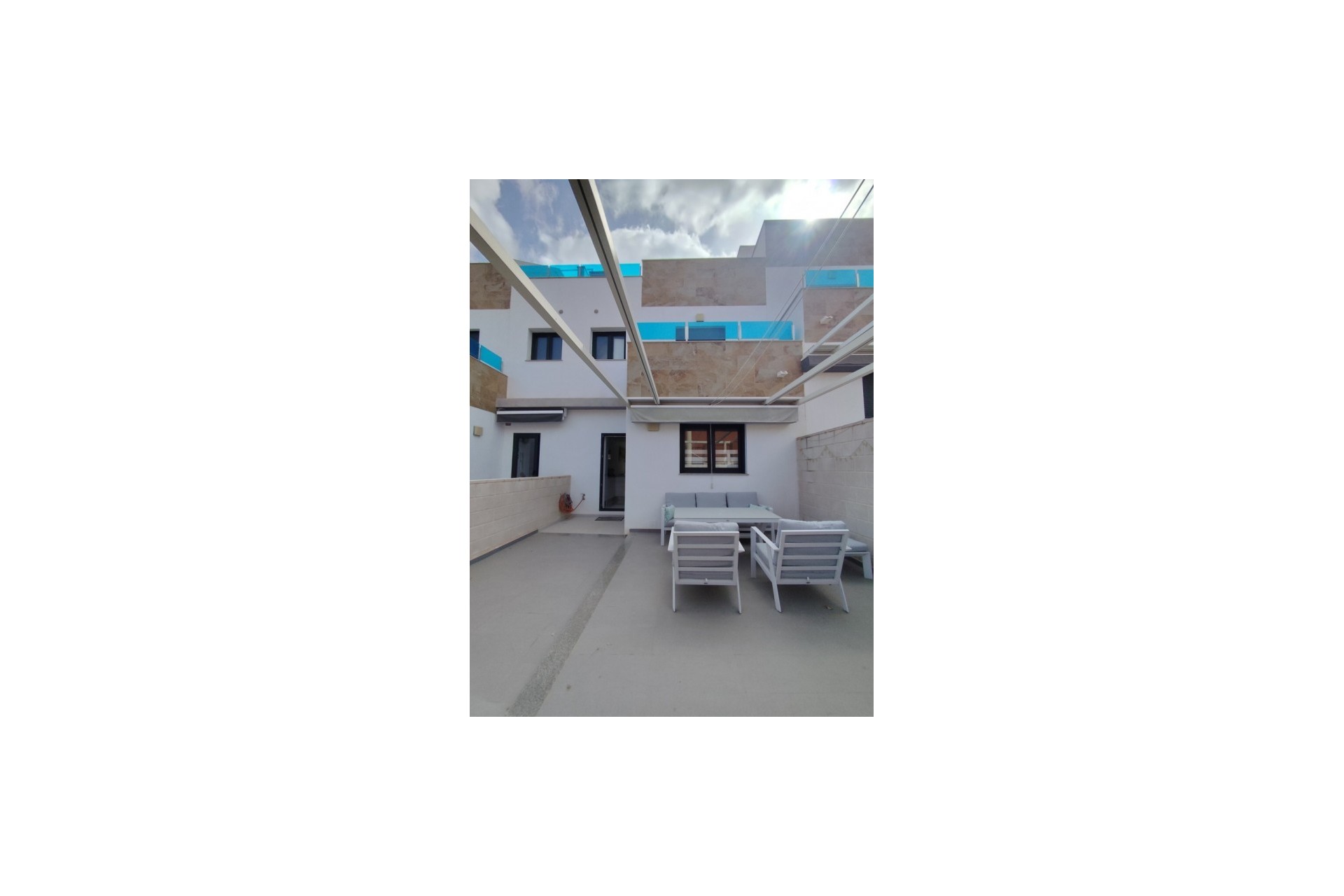 Resale - Townhouse -
Bigastro