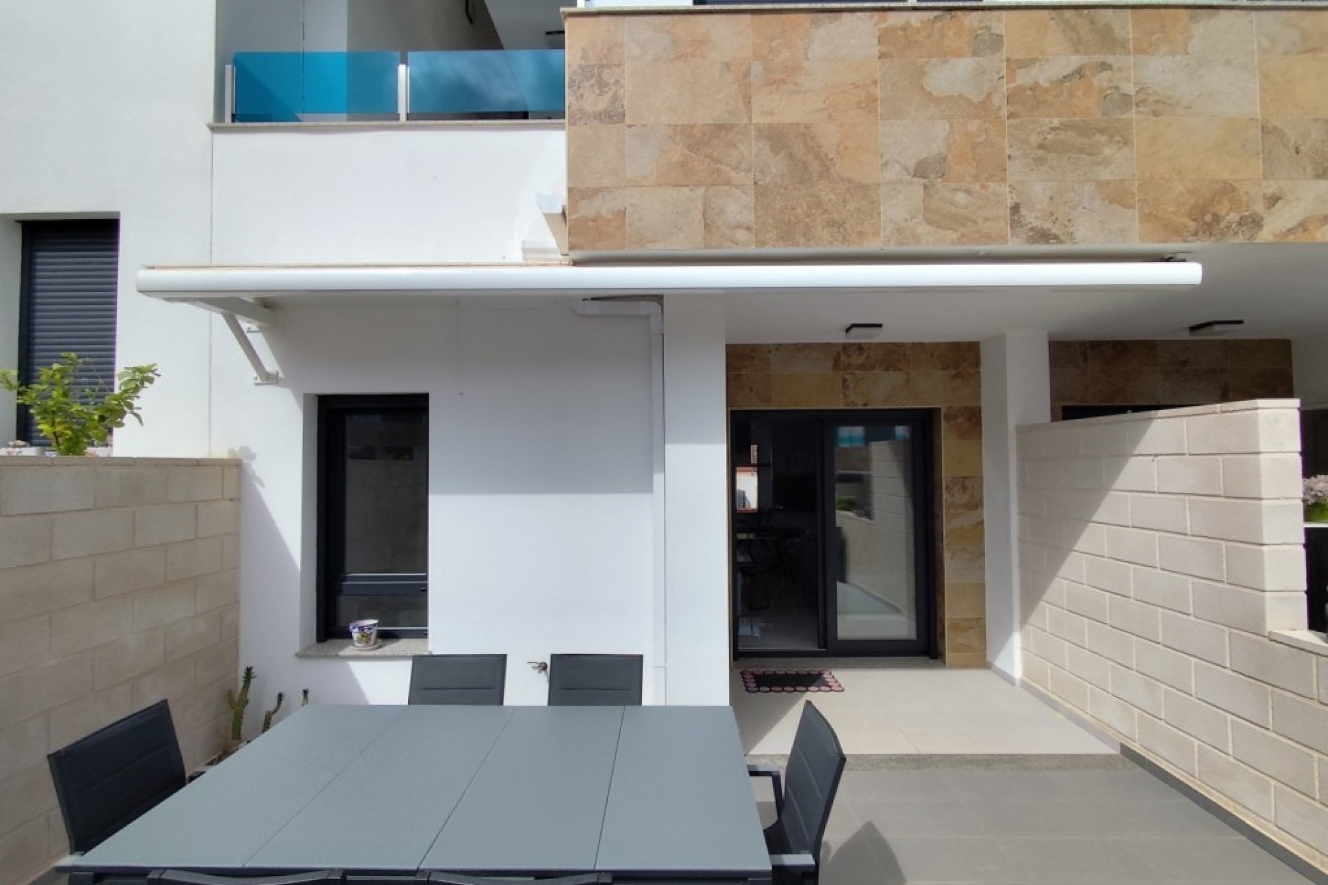 Resale - Townhouse -
Bigastro