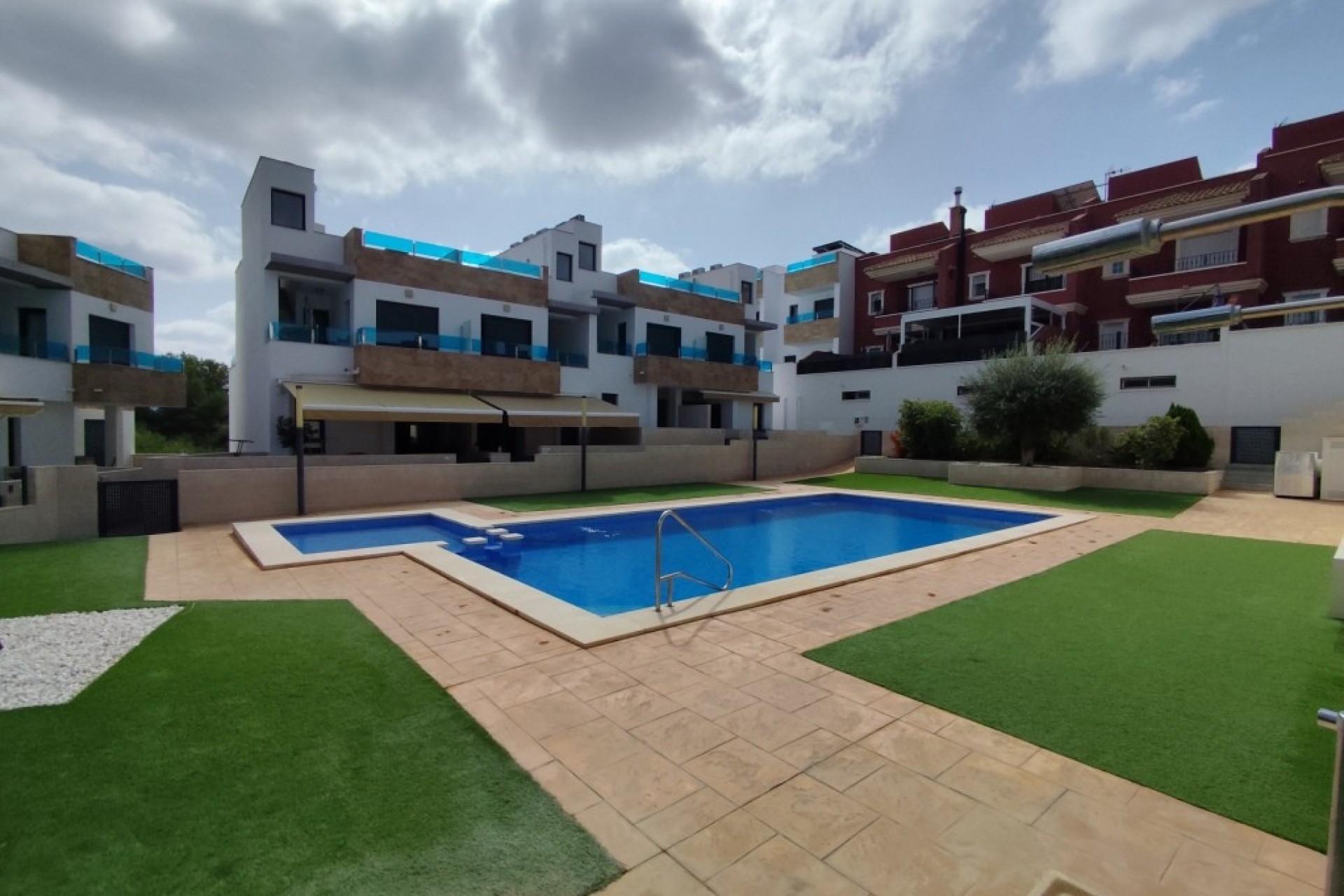 Resale - Townhouse -
Bigastro