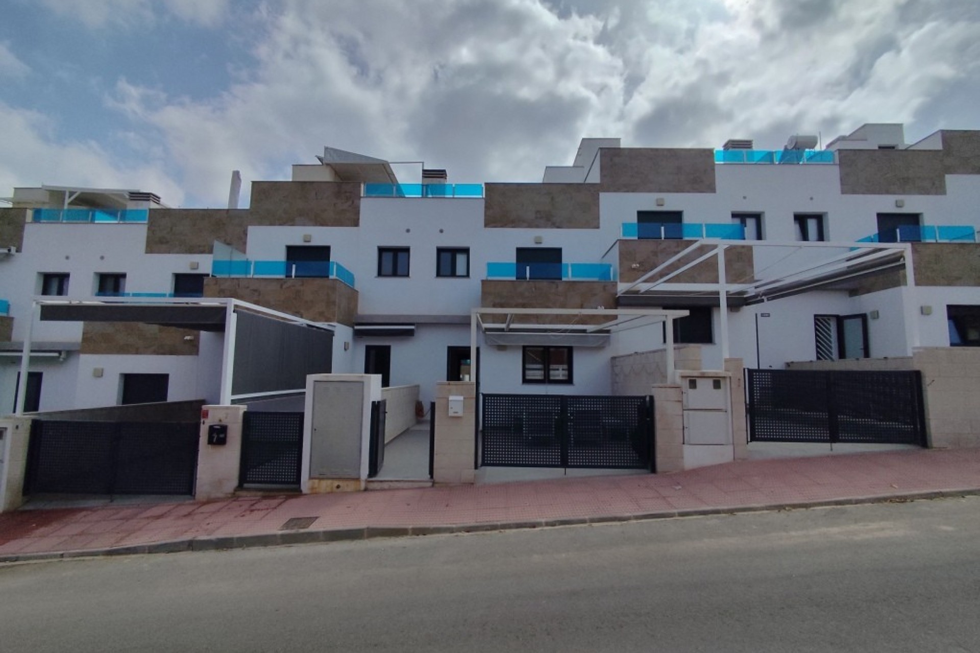 Resale - Townhouse -
Bigastro