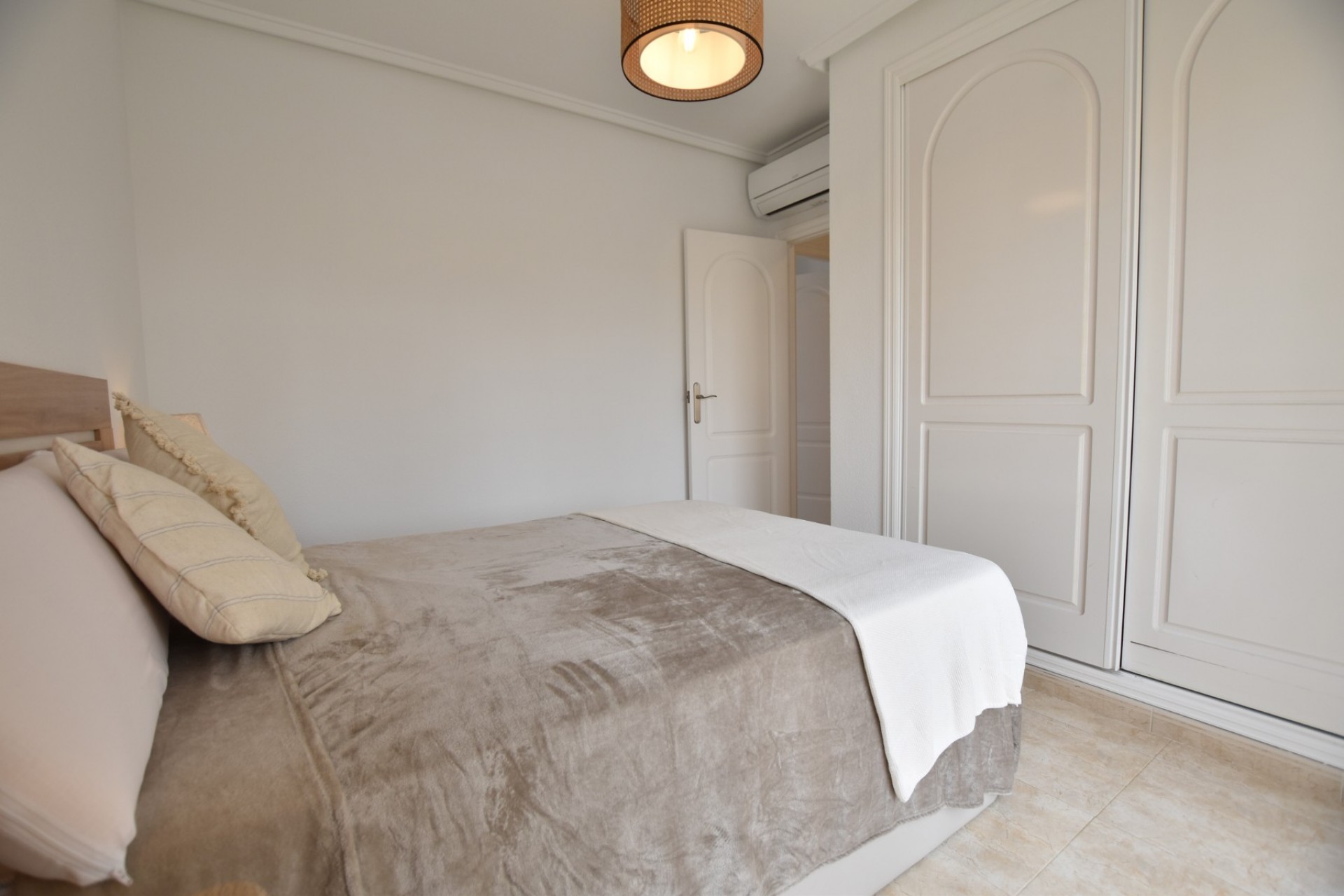 Resale - Townhouse -
Ciudad Quesada - Doña Pepa