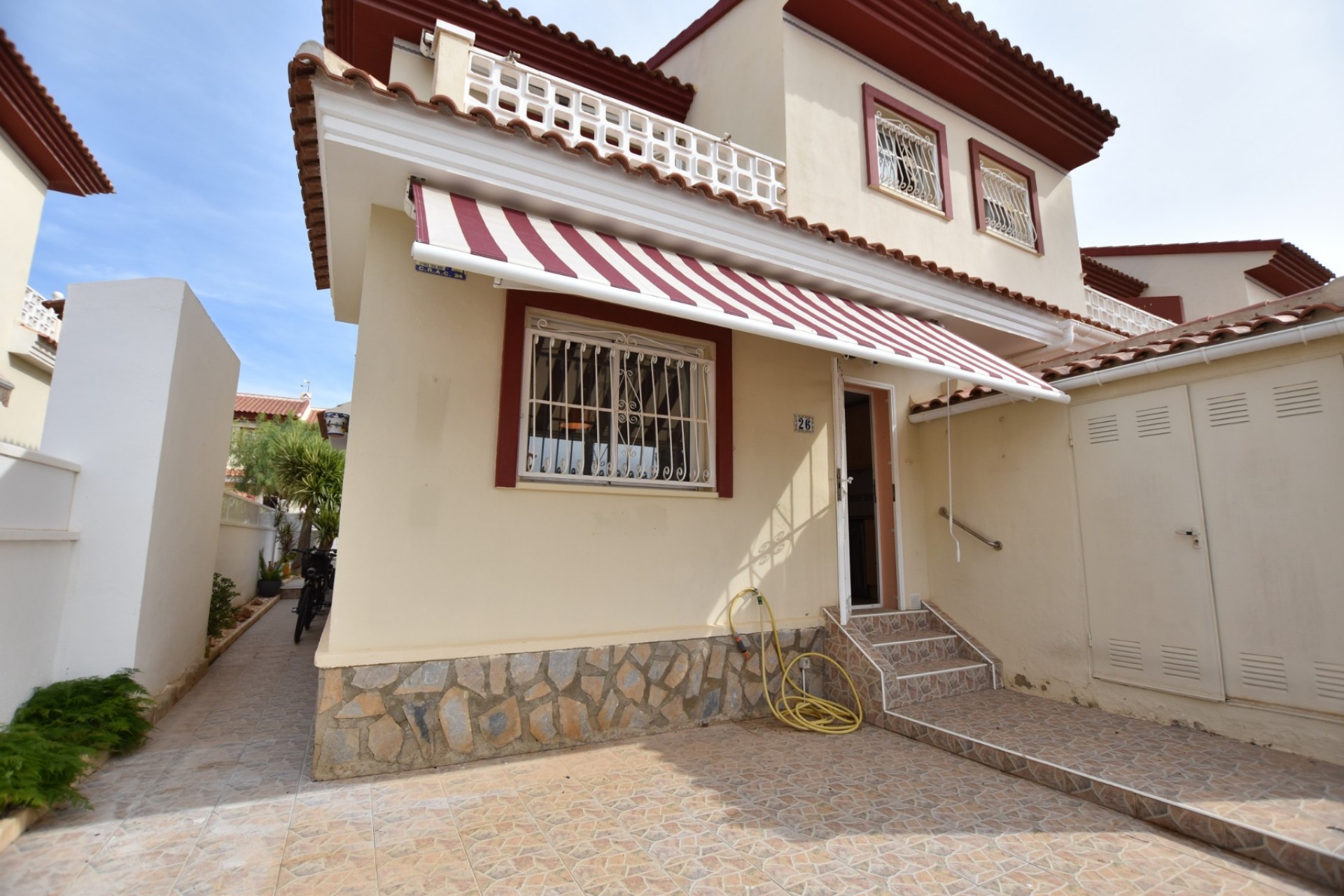 Resale - Townhouse -
Ciudad Quesada - Doña Pepa