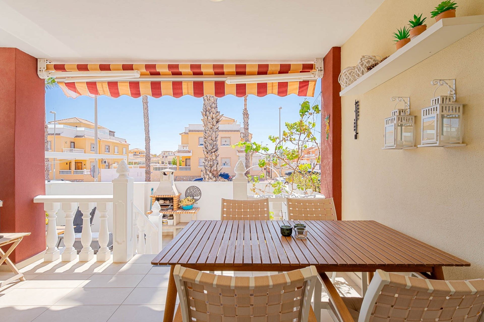 Resale - Townhouse -
Ciudad Quesada - Doña Pepa