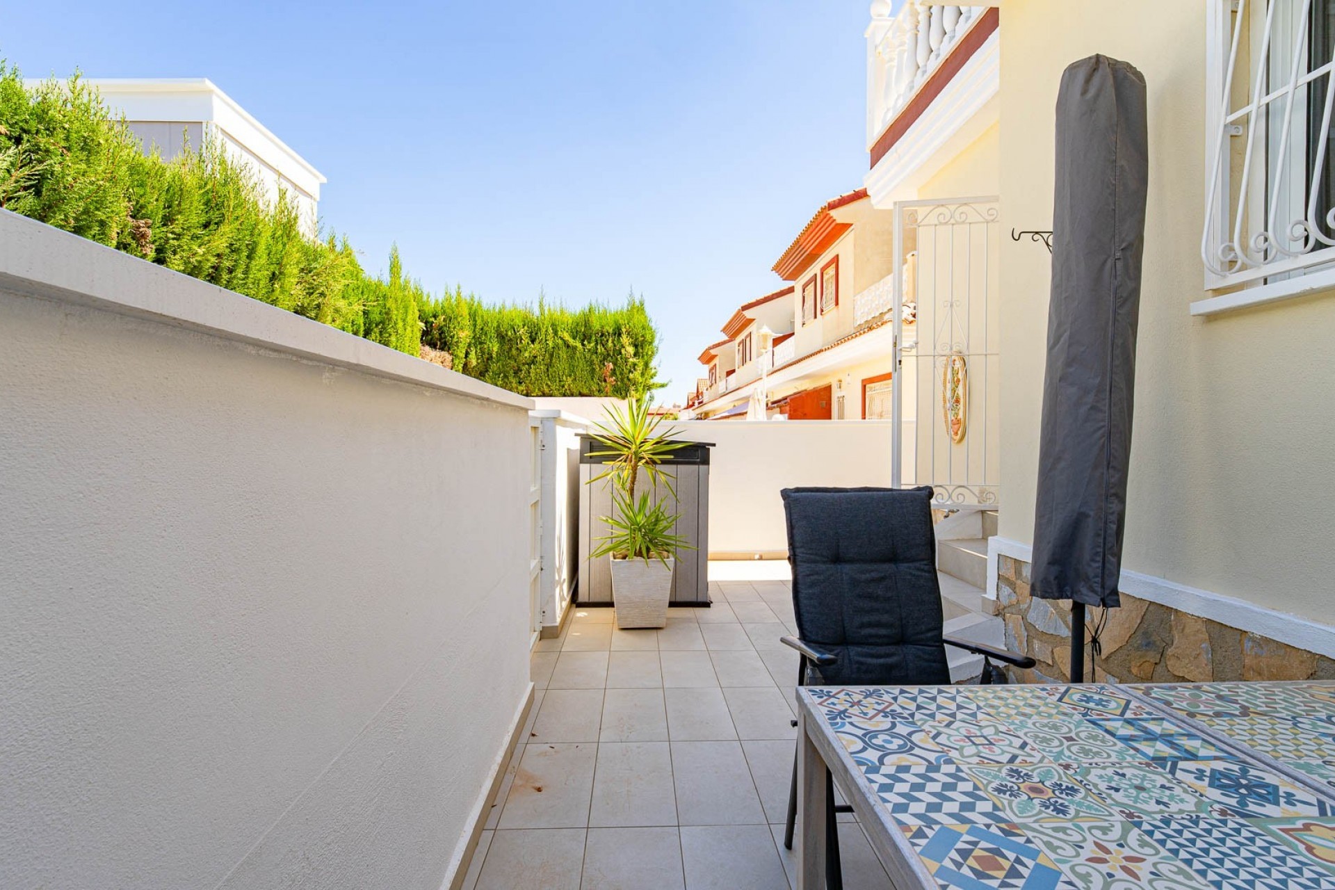 Resale - Townhouse -
Ciudad Quesada - Doña Pepa