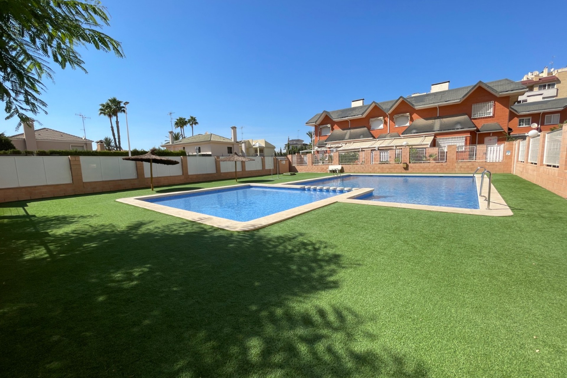 Resale - Townhouse -
Elche - Center