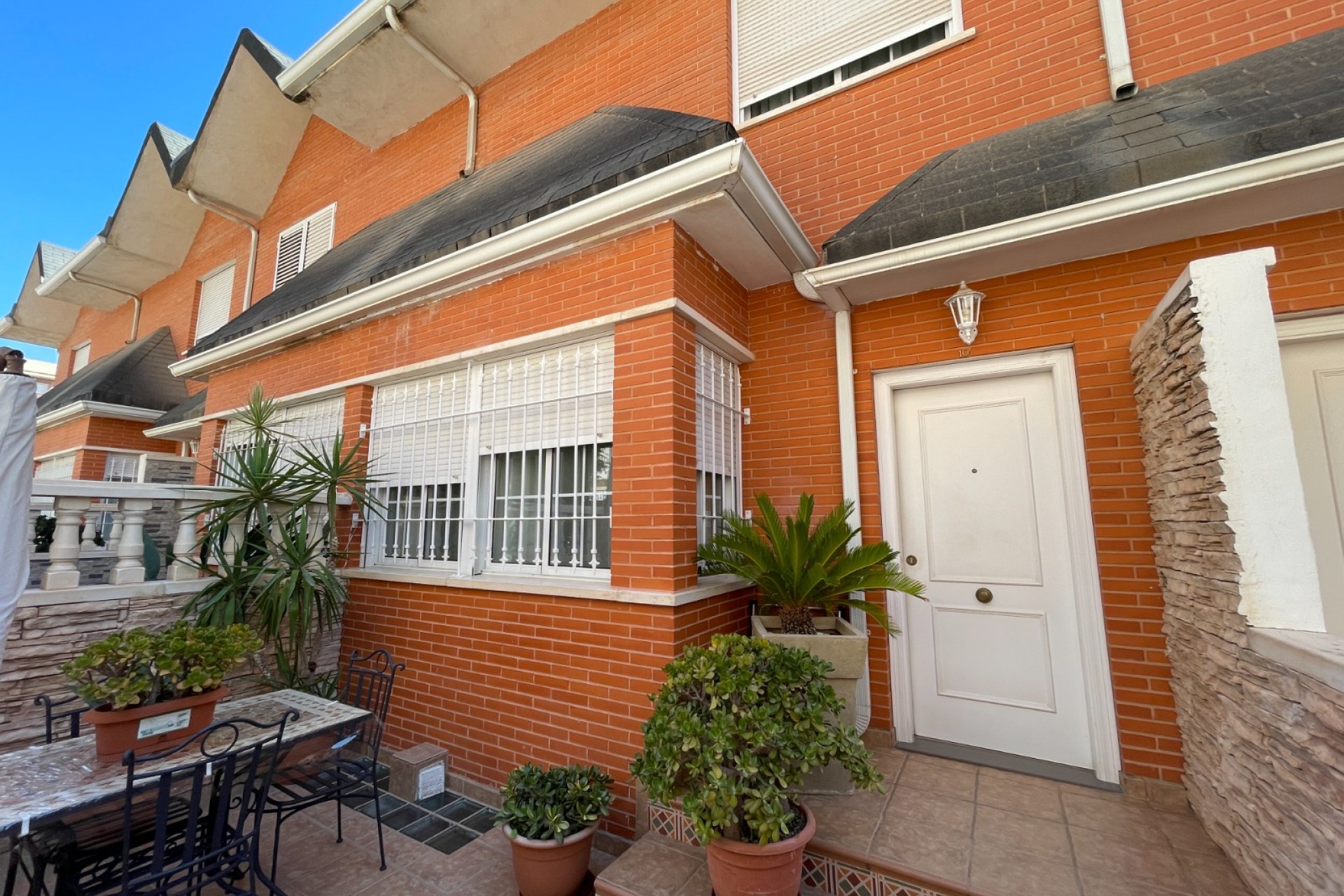 Resale - Townhouse -
Elche - Center