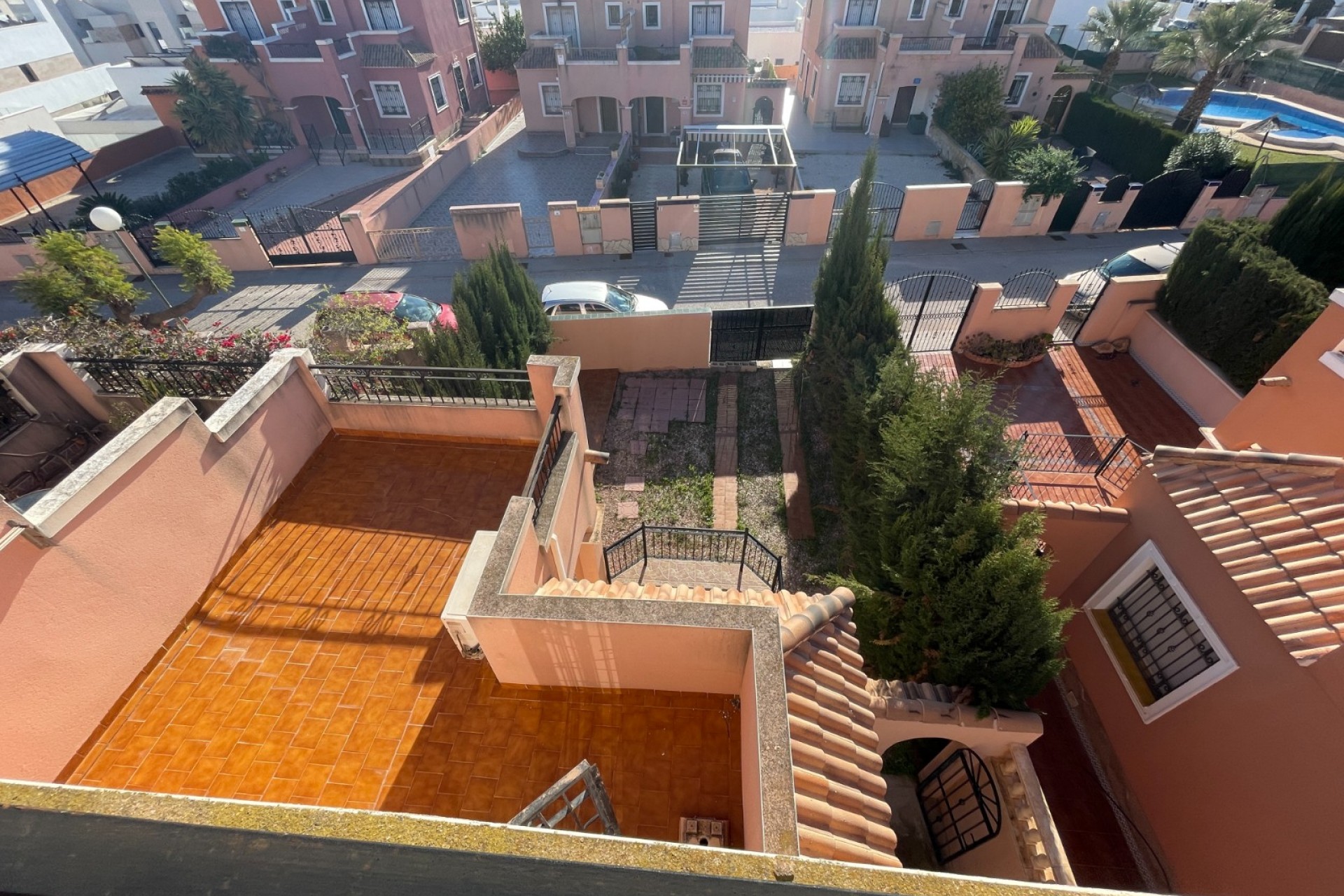 Resale - Townhouse -
Los Montesinos - La Herrada
