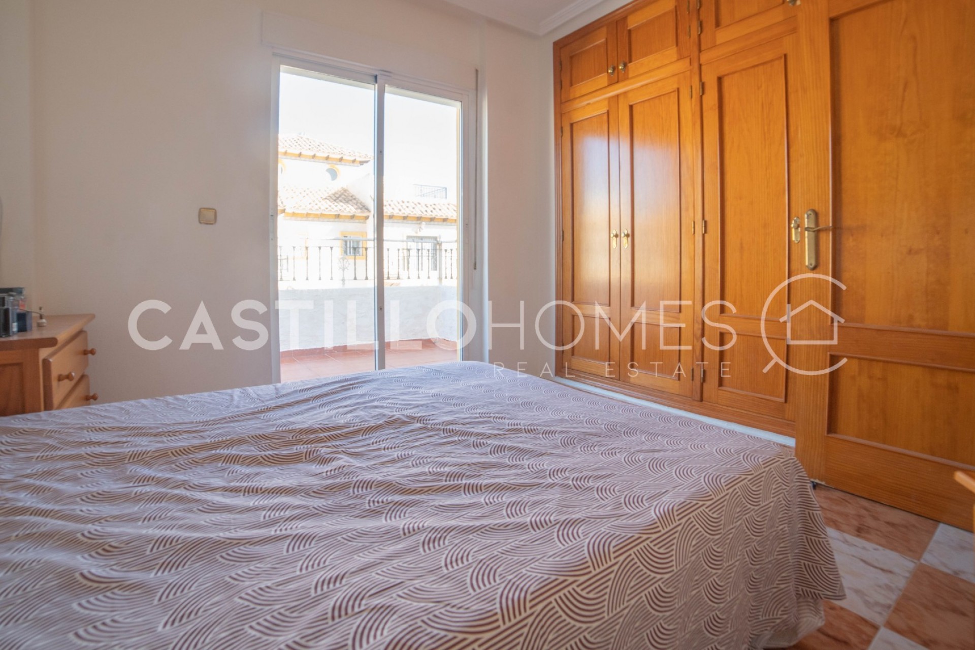 Resale - Townhouse -
Orihuela Costa - La Regia