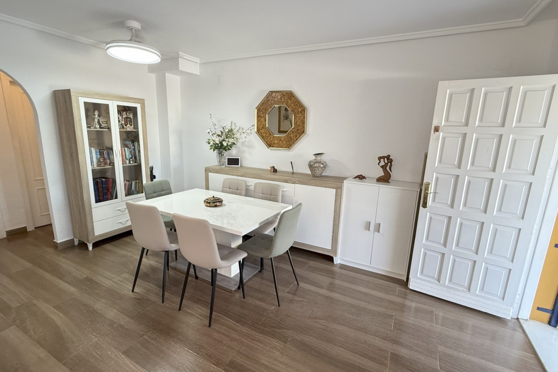 Resale - Townhouse -
Orihuela Costa - La Zenia