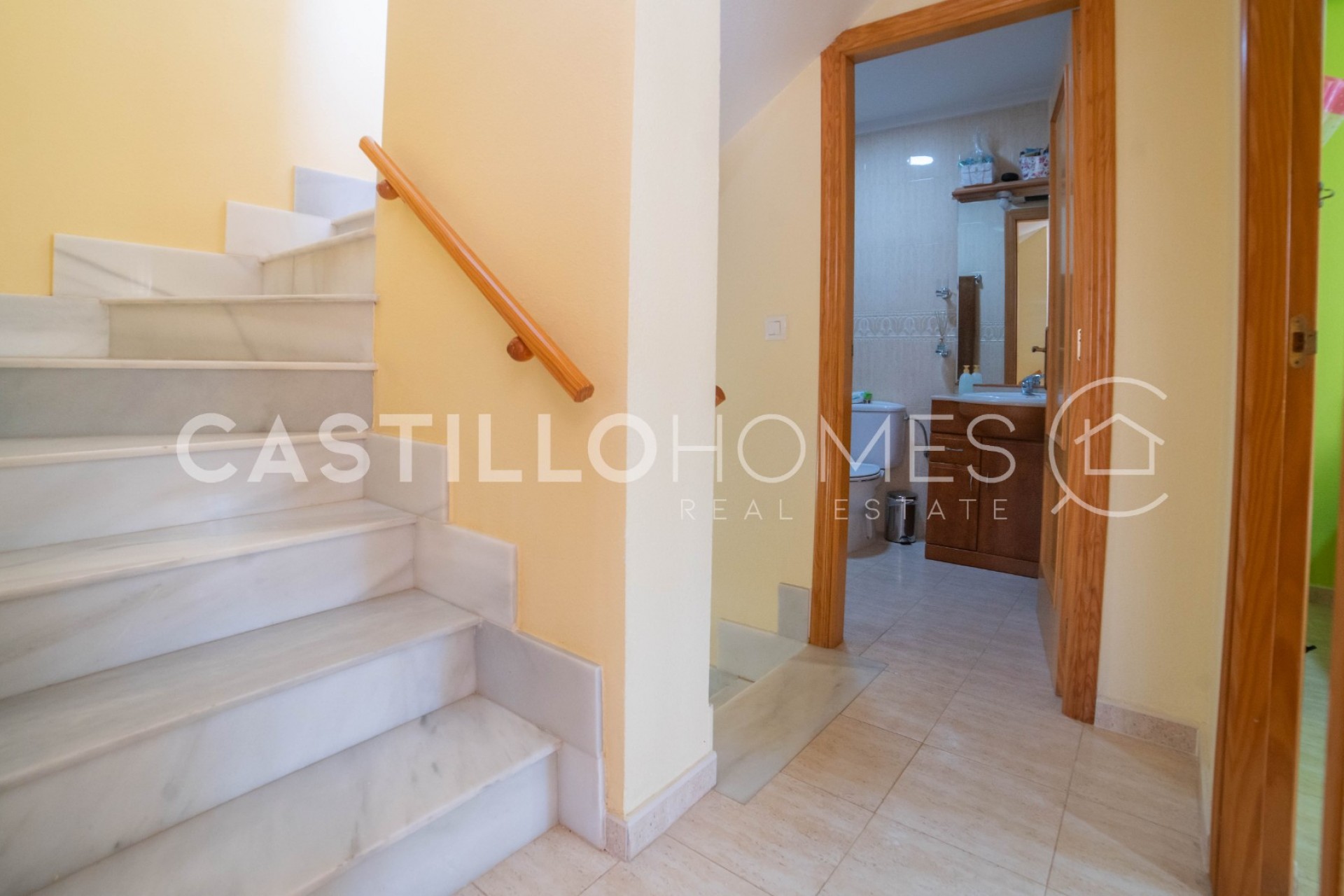 Resale - Townhouse -
Orihuela Costa - La Zenia