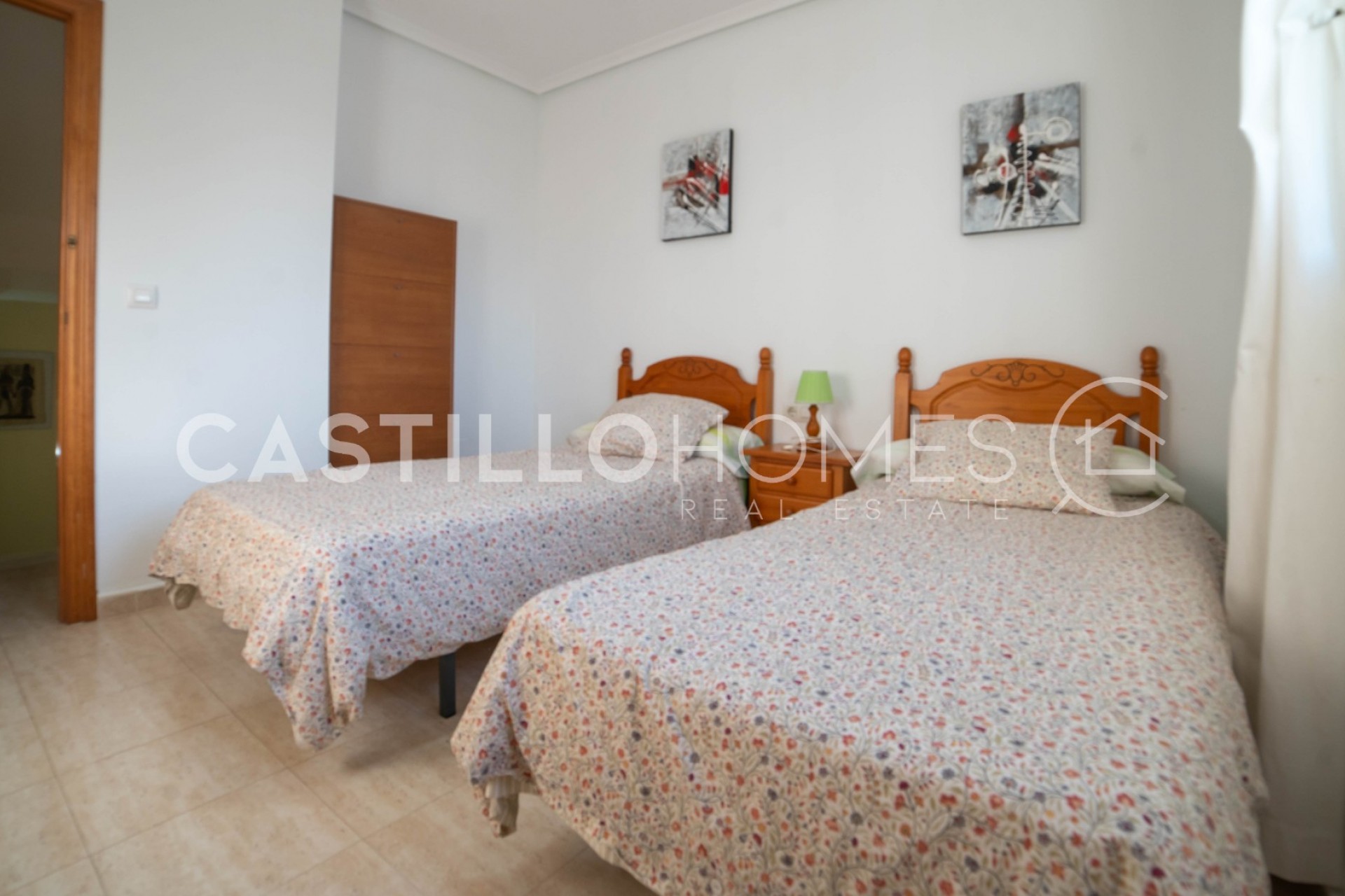 Resale - Townhouse -
Orihuela Costa - La Zenia