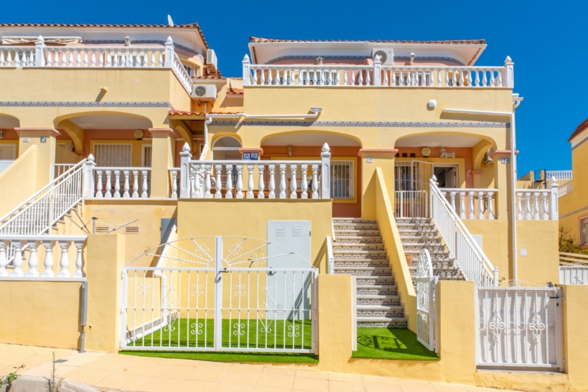 Resale - Townhouse -
Orihuela Costa - Las Filipinas