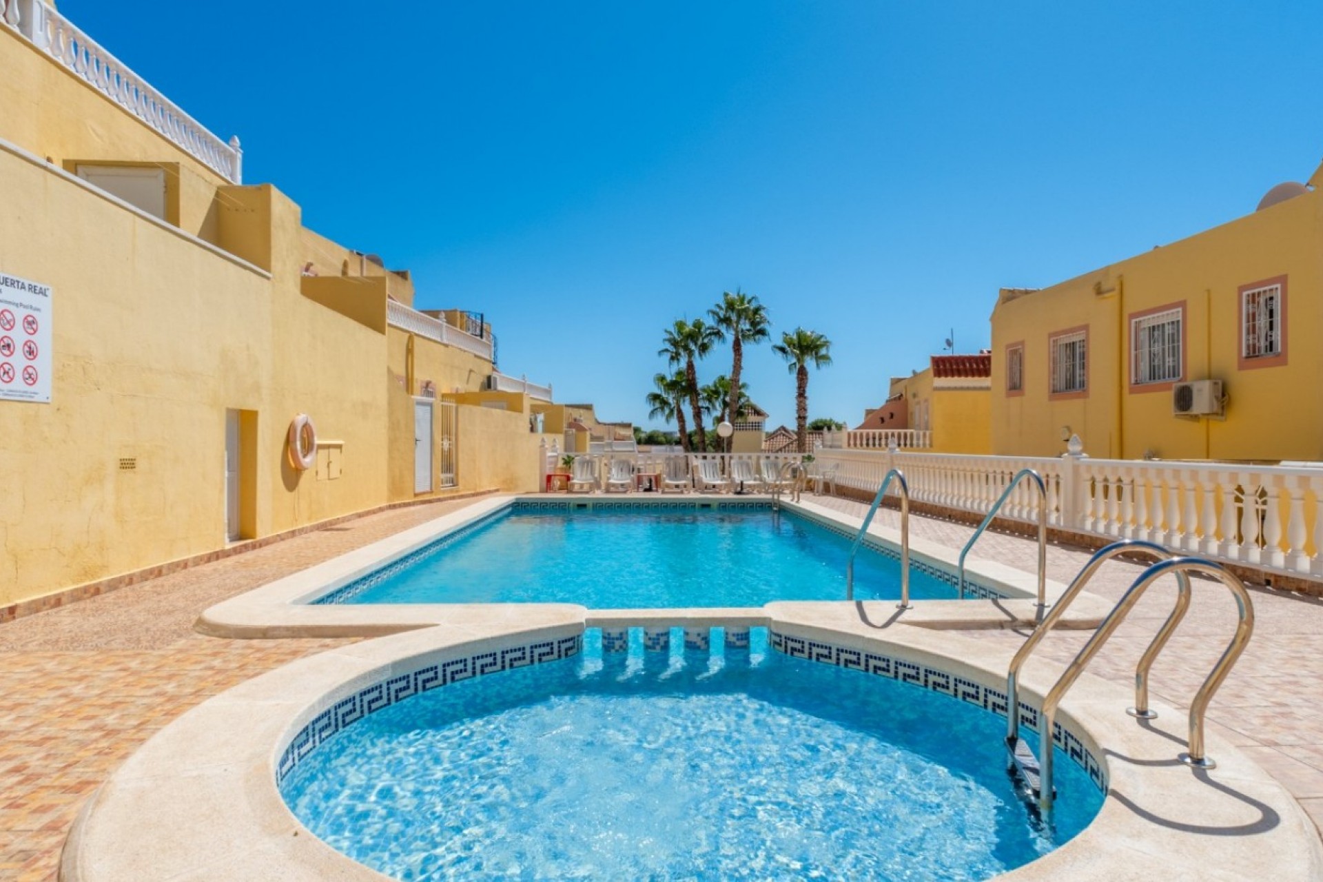 Resale - Townhouse -
Orihuela Costa - Las Filipinas