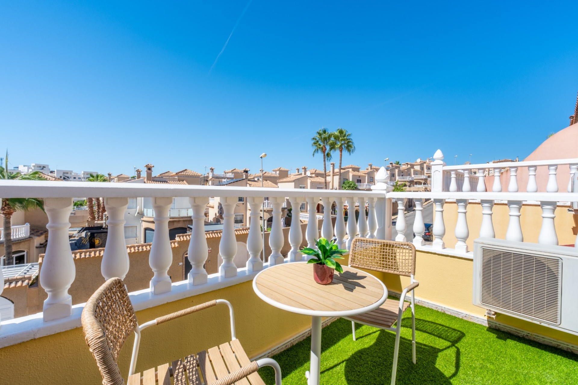 Resale - Townhouse -
Orihuela Costa - Las Filipinas