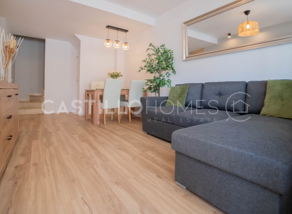 Resale - Townhouse -
Orihuela Costa - Los Altos