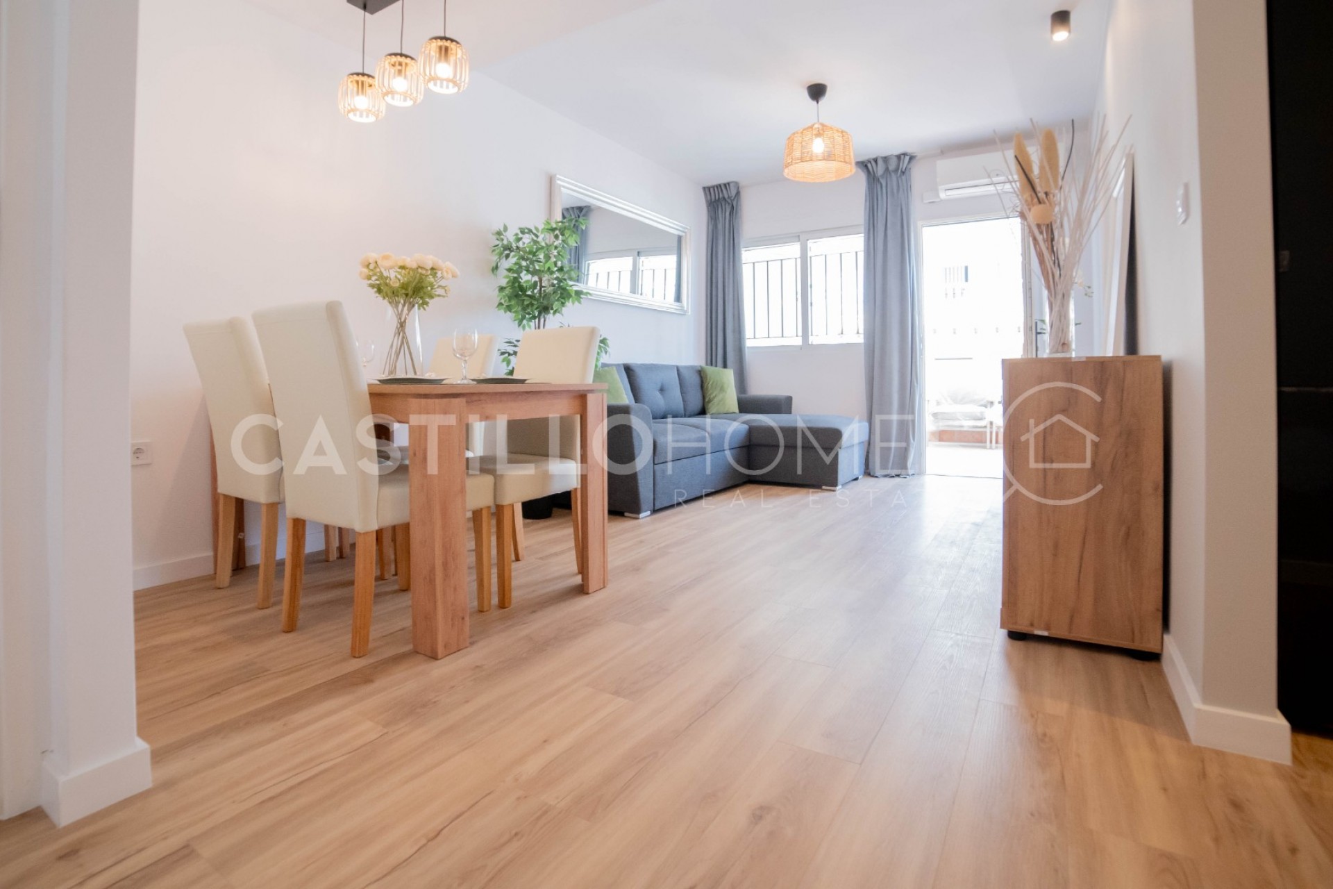 Resale - Townhouse -
Orihuela Costa - Los Altos