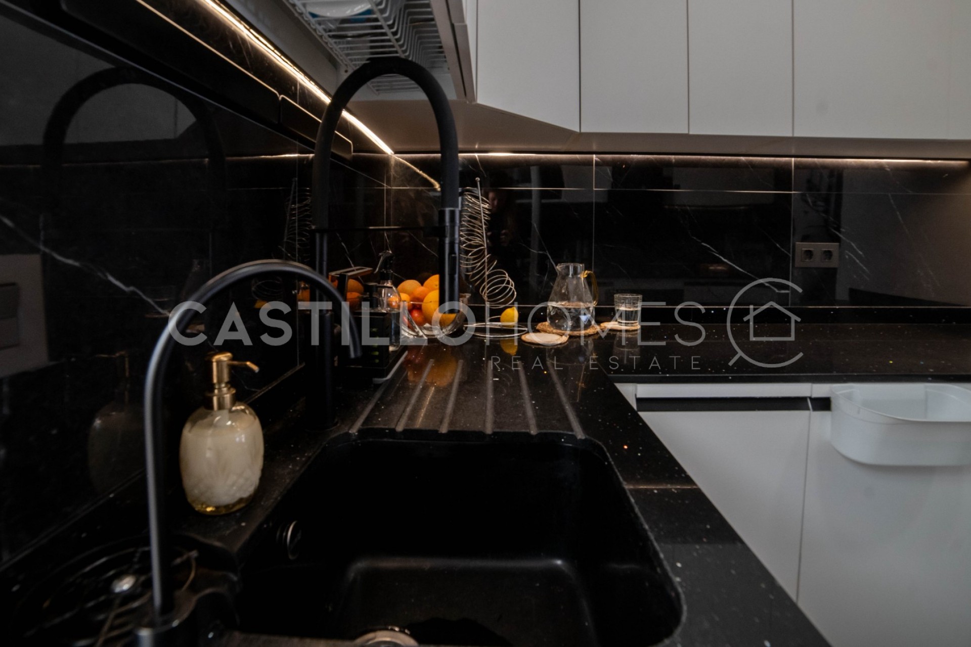 Resale - Townhouse -
Orihuela Costa - Villamartín