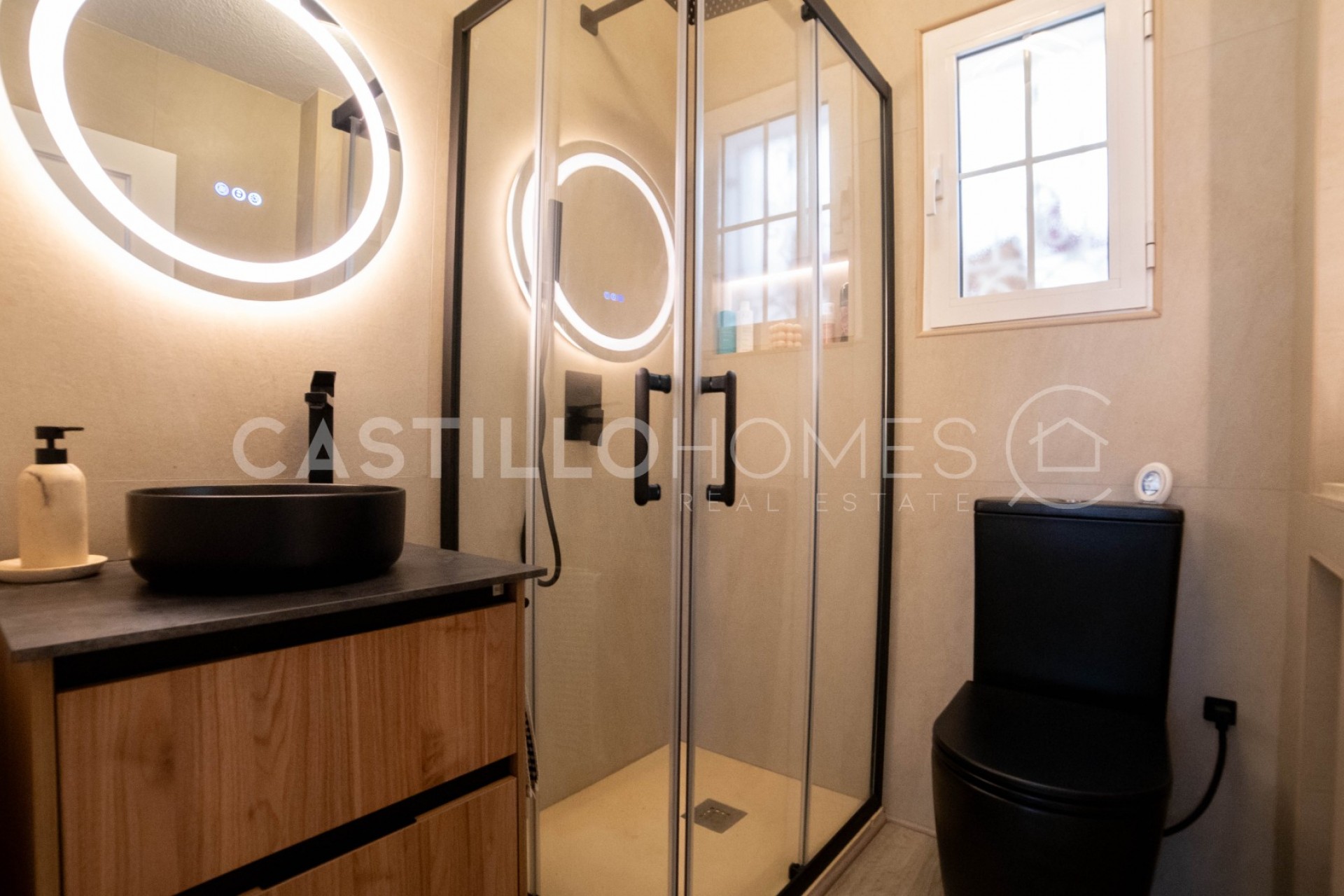 Resale - Townhouse -
Orihuela Costa - Villamartín