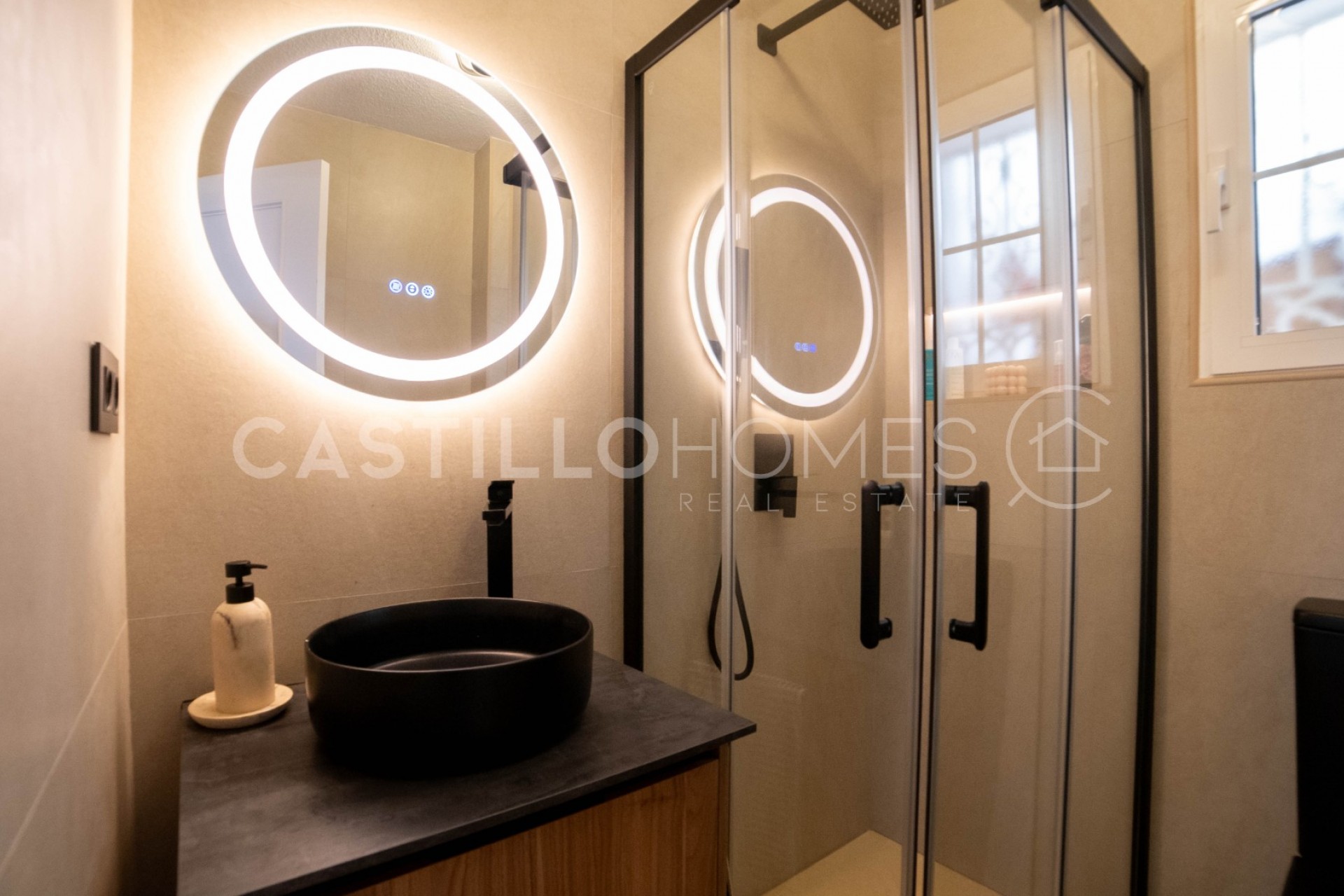 Resale - Townhouse -
Orihuela Costa - Villamartín