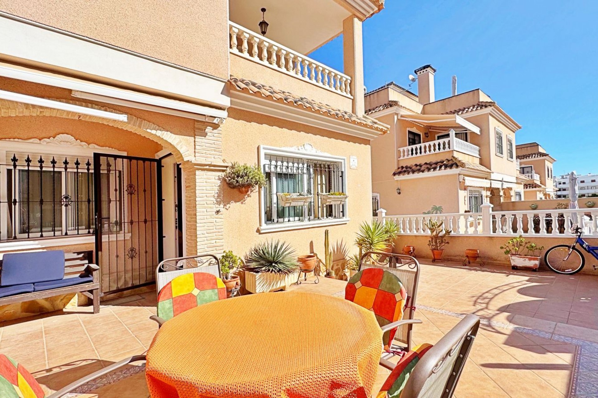 Resale - Townhouse -
Orihuela Costa - Villamartín