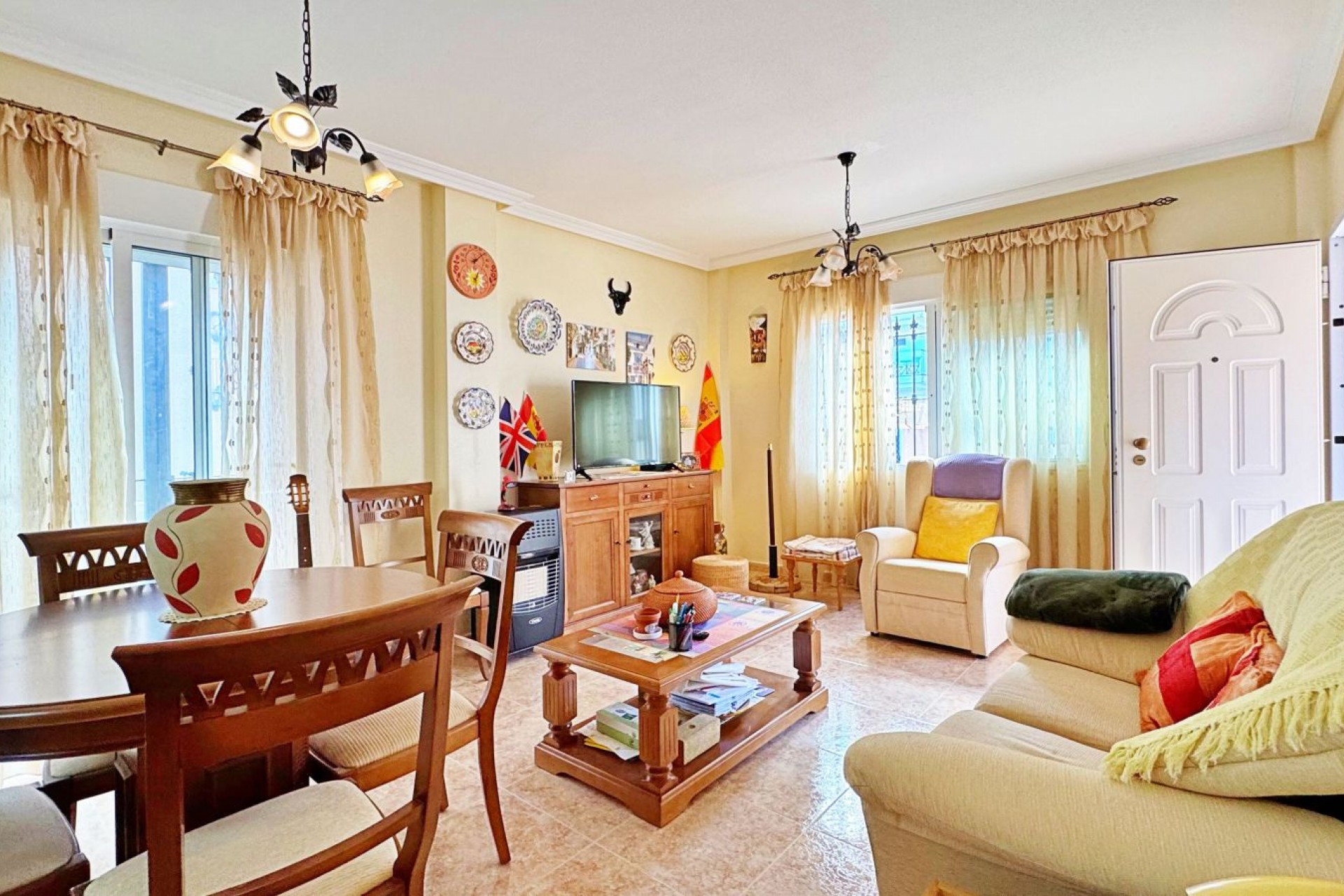 Resale - Townhouse -
Orihuela Costa - Villamartín