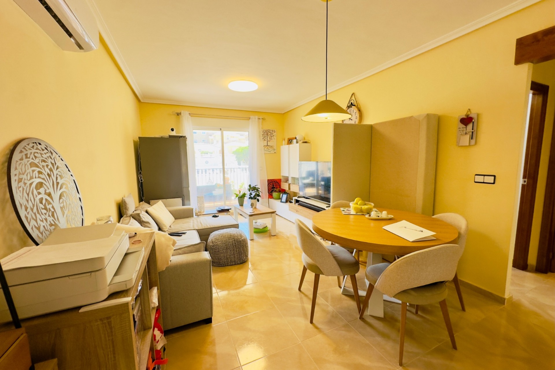 Resale - Townhouse -
San Miguel de Salinas - Ciudad de las comunicaciones