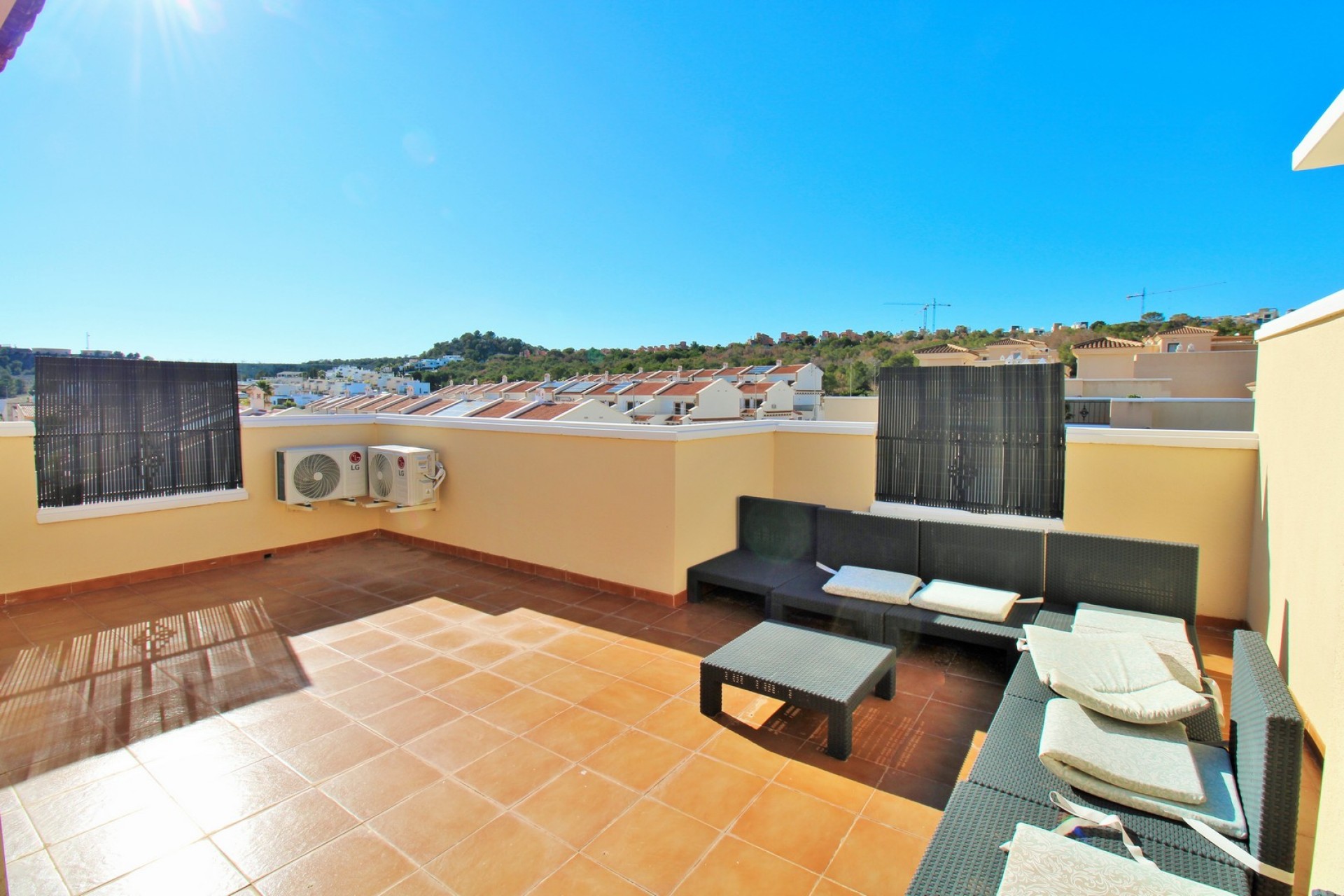 Resale - Townhouse -
San Miguel de Salinas