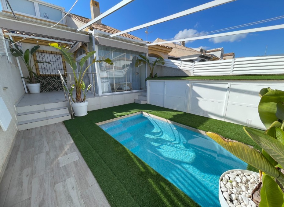 Resale - Townhouse -
Torre de La Horadada - Torre de La Horadada - Town