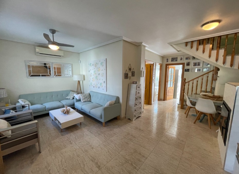 Resale - Townhouse -
Torre de La Horadada - Torre de La Horadada - Town