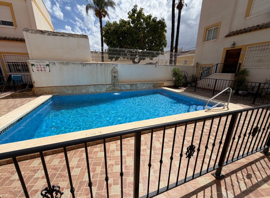 Resale - Townhouse -
Torremendo