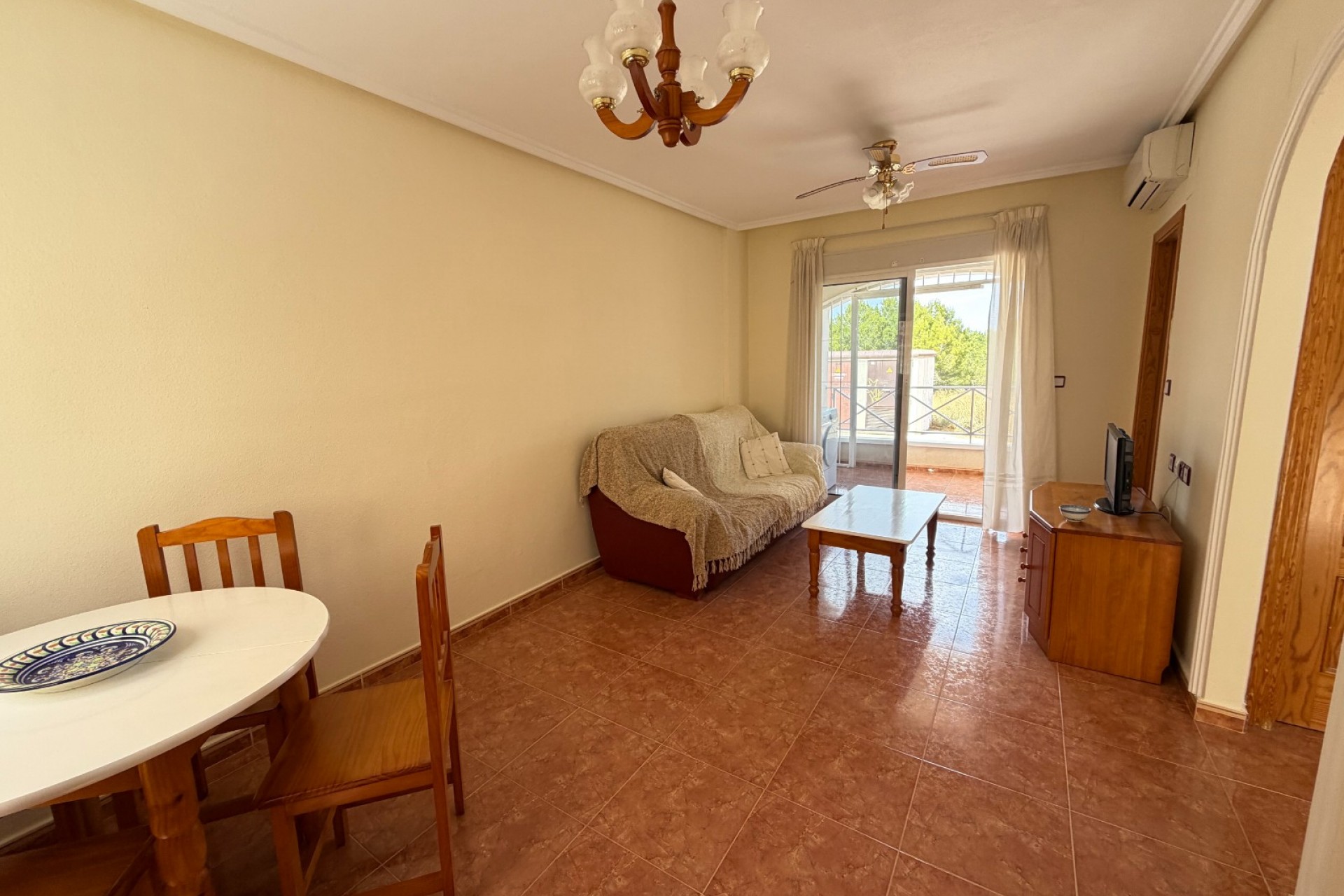 Resale - Townhouse -
Torremendo