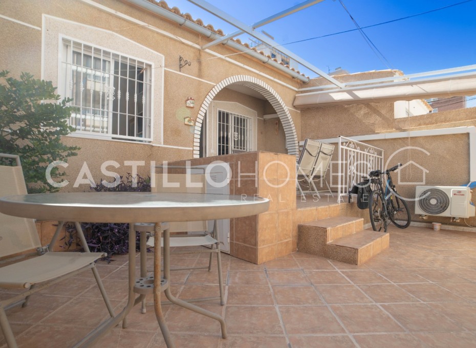 Resale - Townhouse -
Torrevieja - Aguas Nuevas