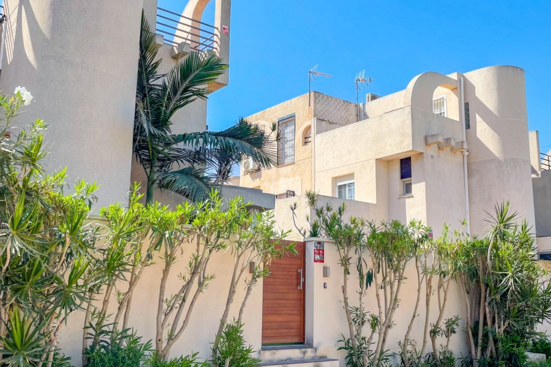 Resale - Townhouse -
Torrevieja - La Siesta - El Salado -  Torreta