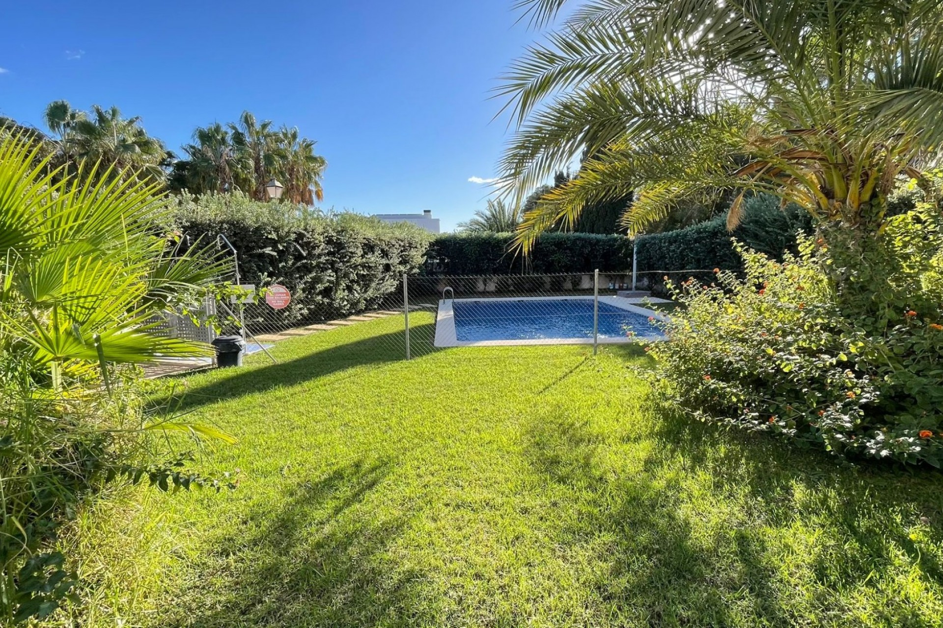 Resale - Townhouse -
Torrevieja - Punta Prima