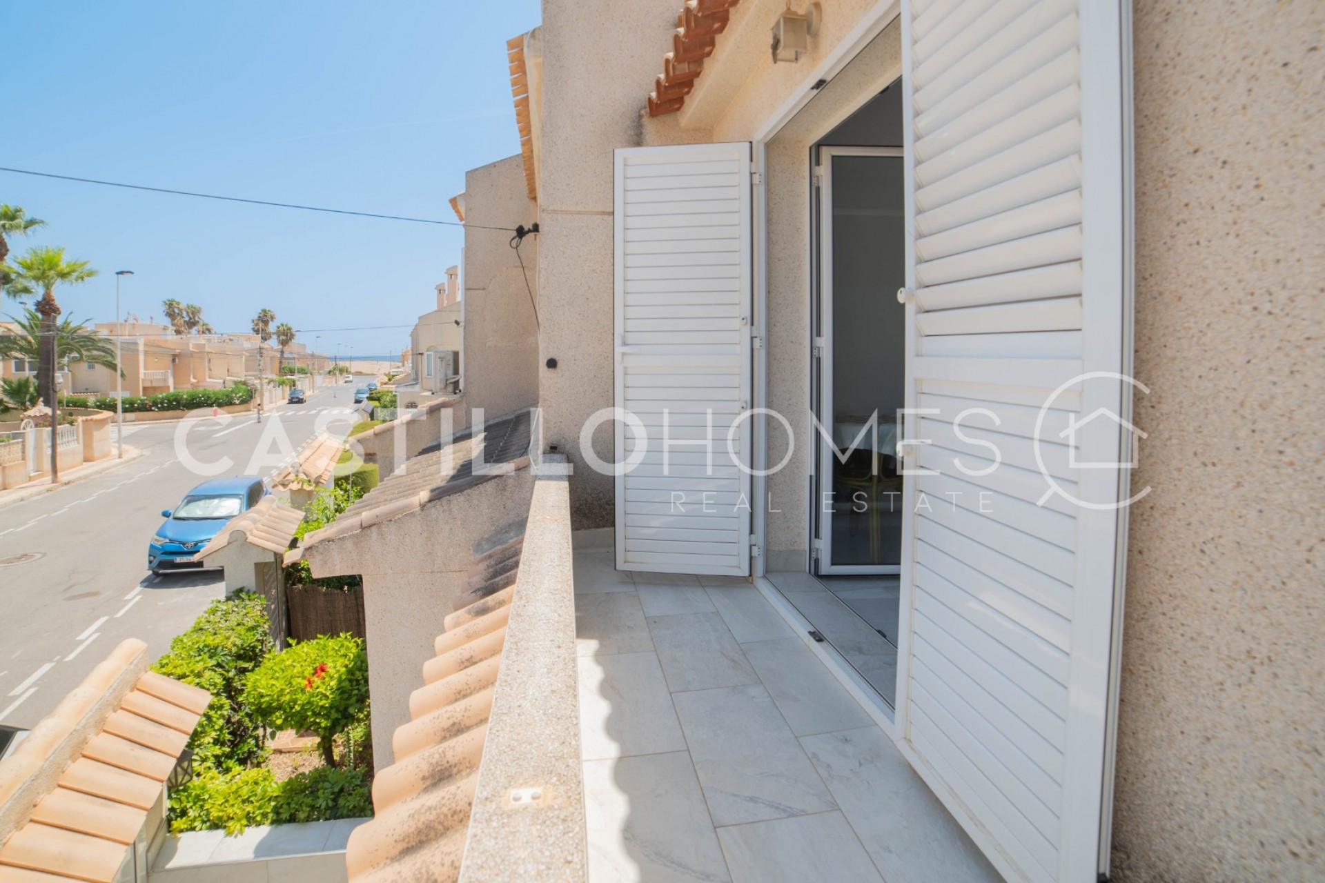Resale - Townhouse -
Torrevieja - Urb. Rosaleda