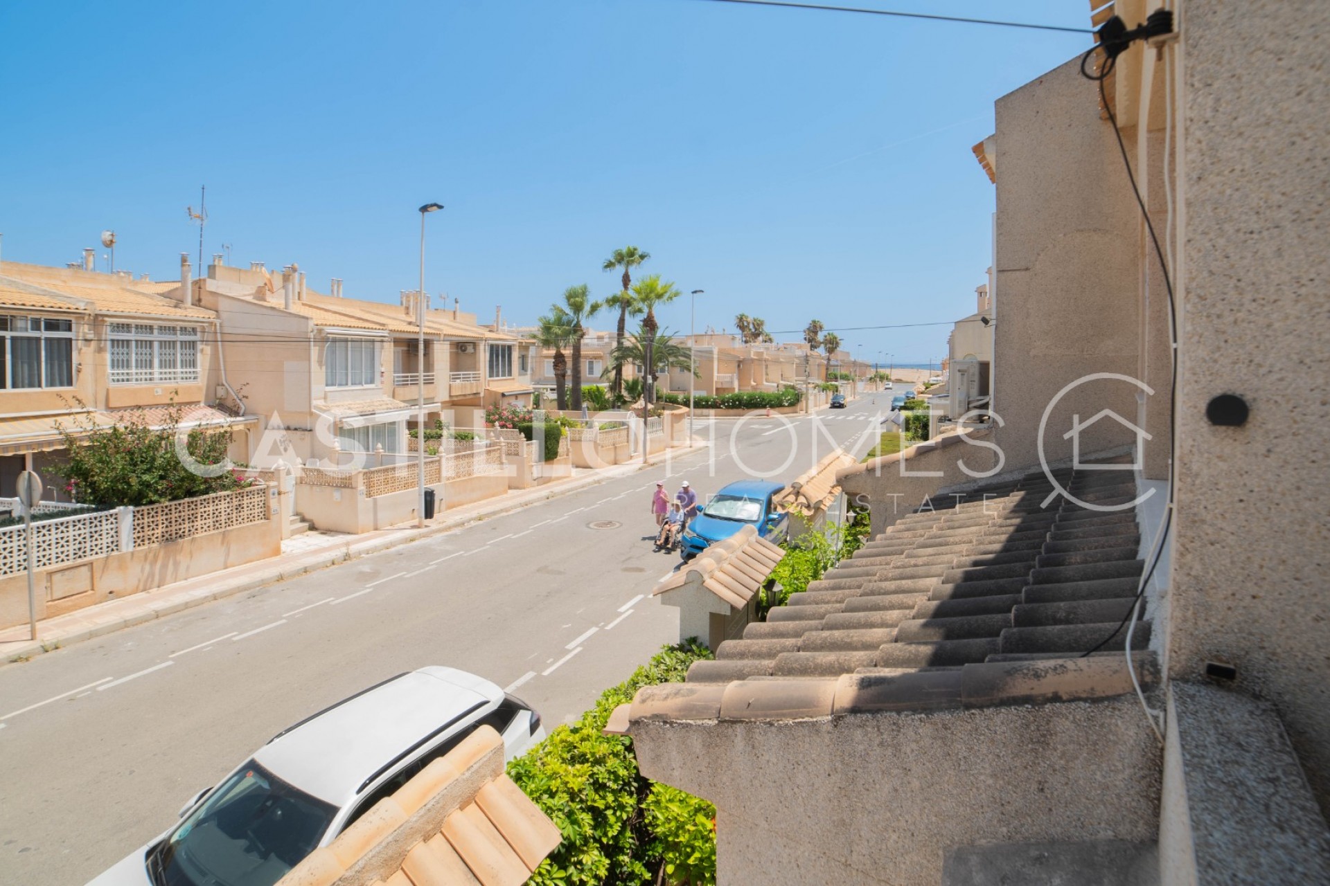 Resale - Townhouse -
Torrevieja - Urb. Rosaleda
