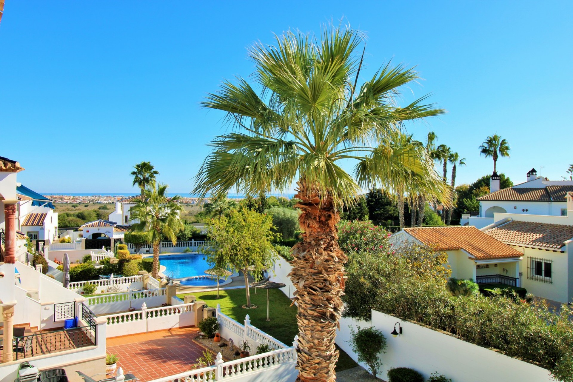 Resale - Townhouse -
Villamartin - Las Violetas