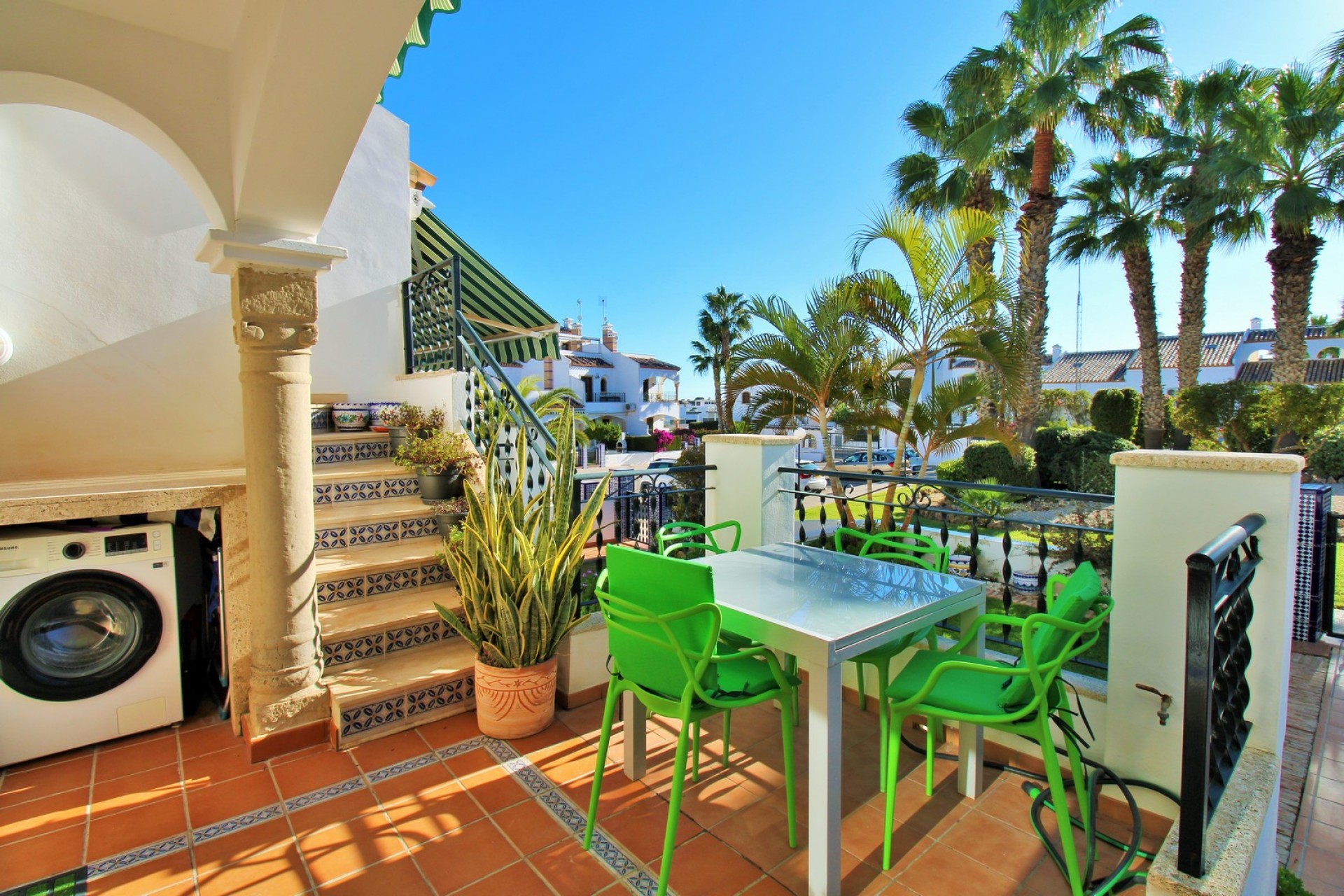 Resale - Townhouse -
Villamartin - PAU 8