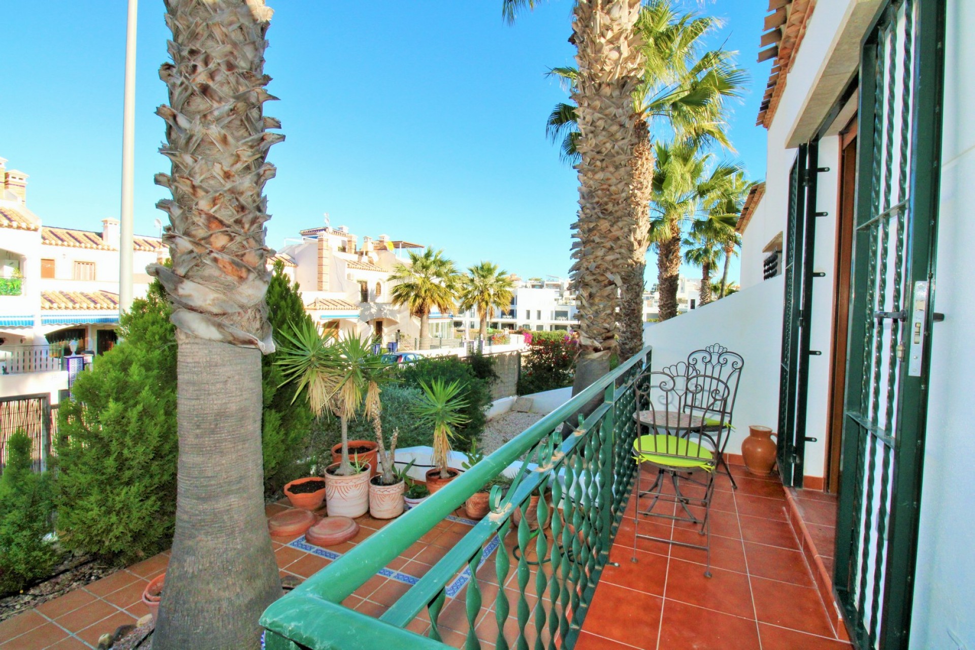 Resale - Townhouse -
Villamartin - PAU 8