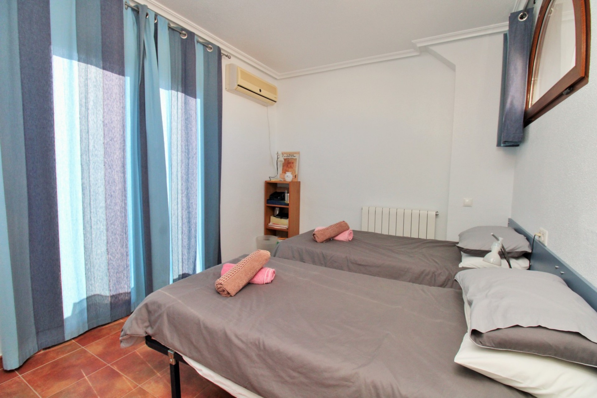 Resale - Townhouse -
Villamartin - PAU 8