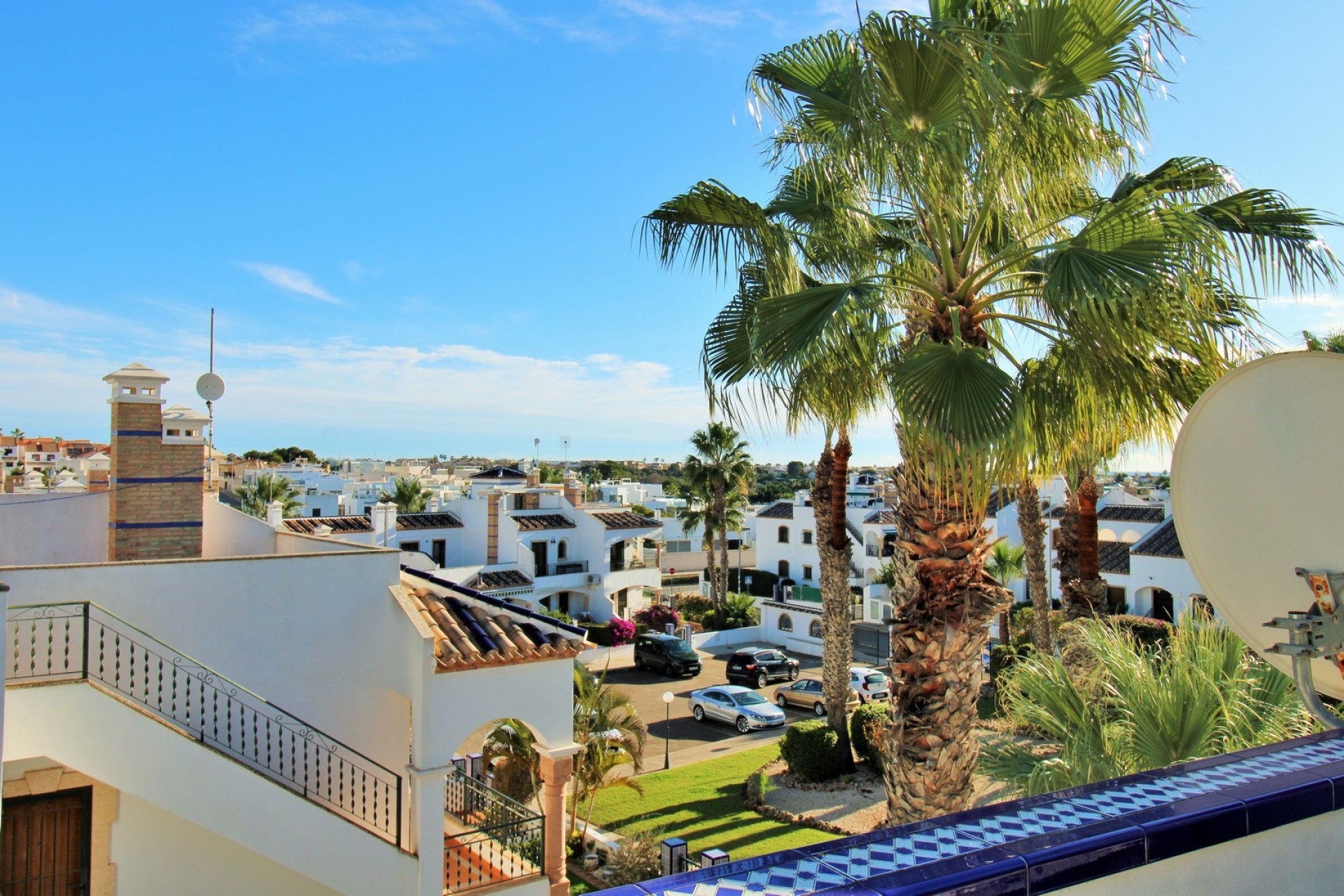 Resale - Townhouse -
Villamartin - PAU 8