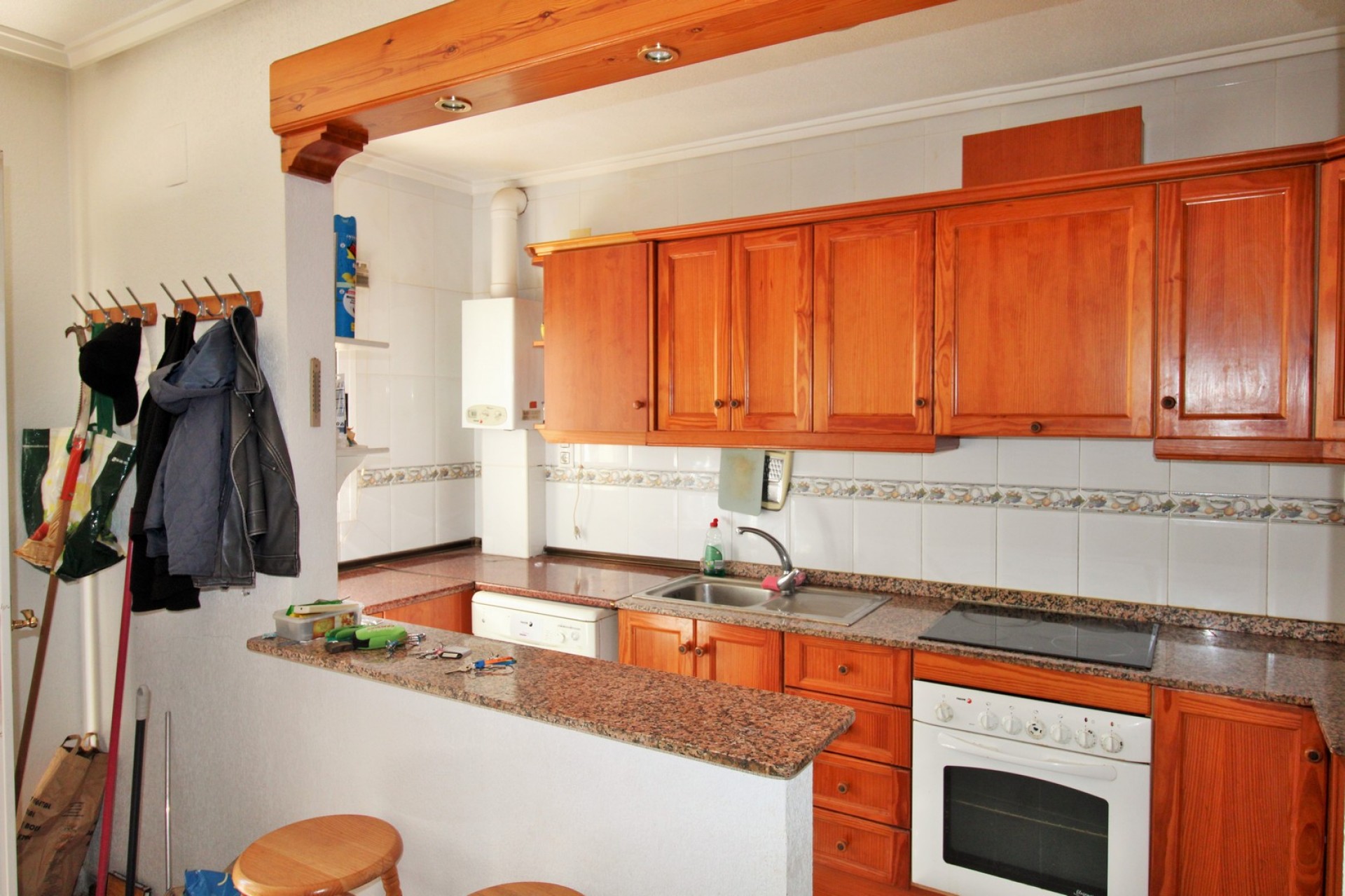 Resale - Townhouse -
Villamartin